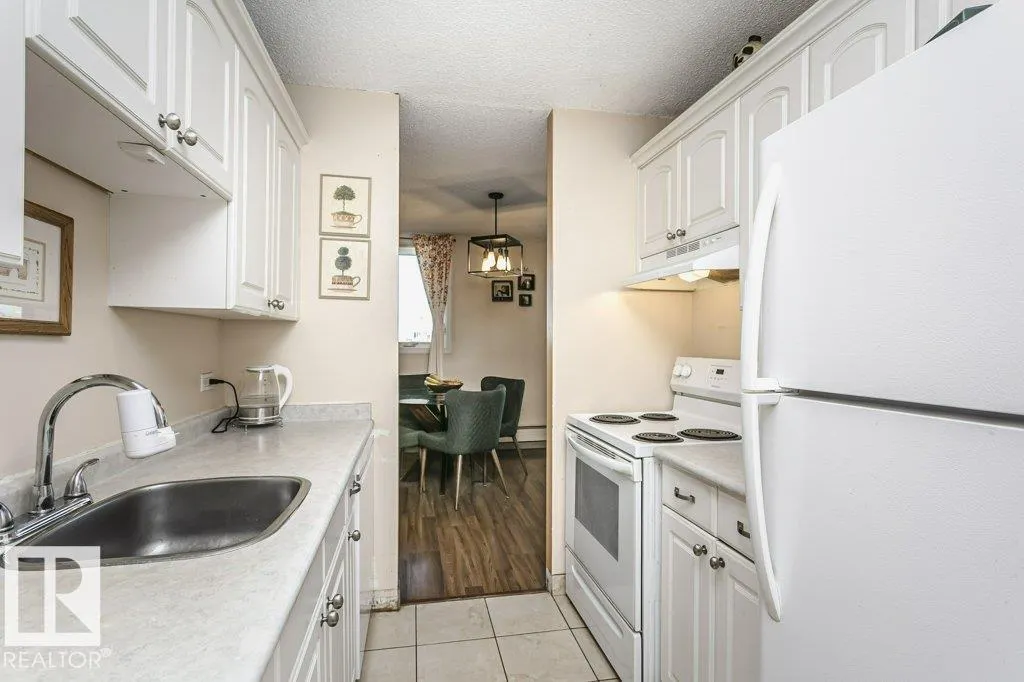 10135 SASKATCHEWAN Drive