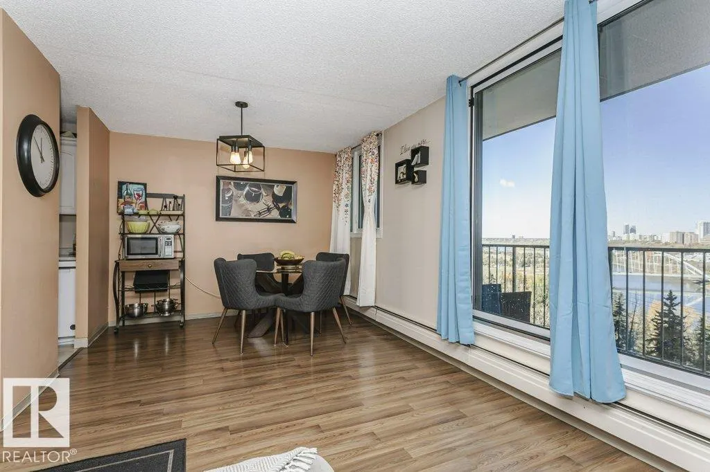 10135 SASKATCHEWAN Drive
