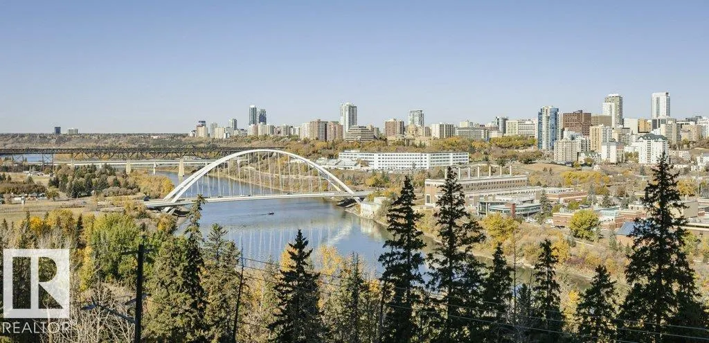 10135 SASKATCHEWAN Drive