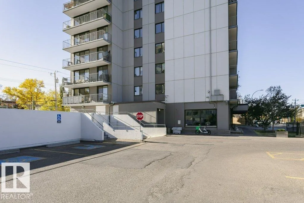 10135 SASKATCHEWAN Drive