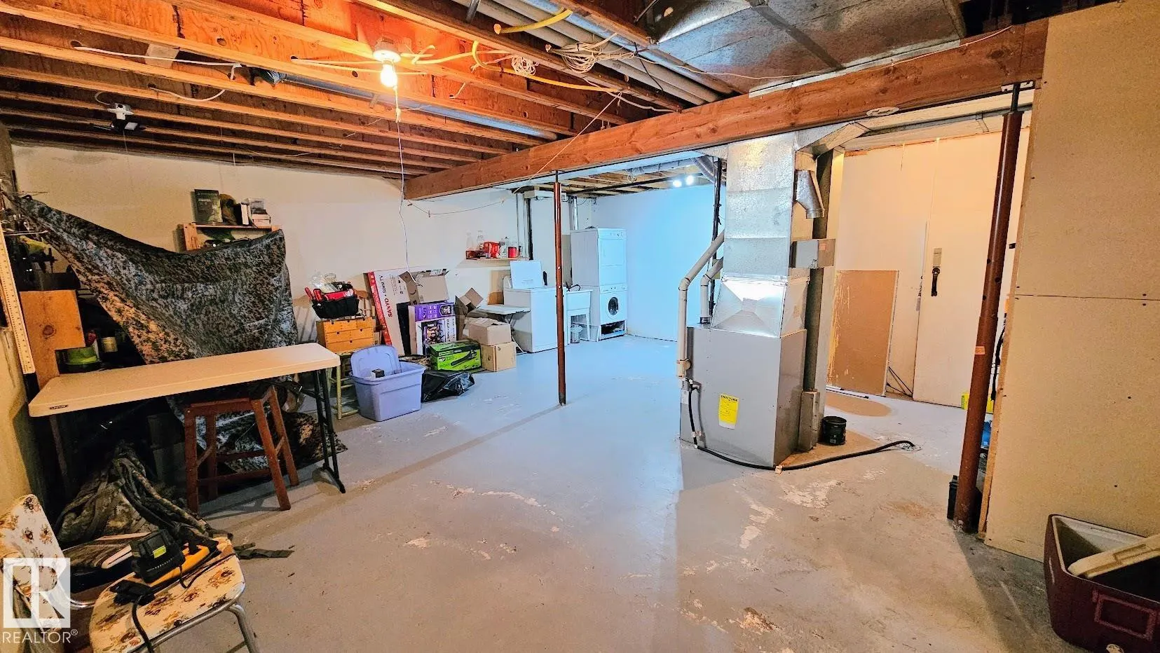 284 PORTER Avenue