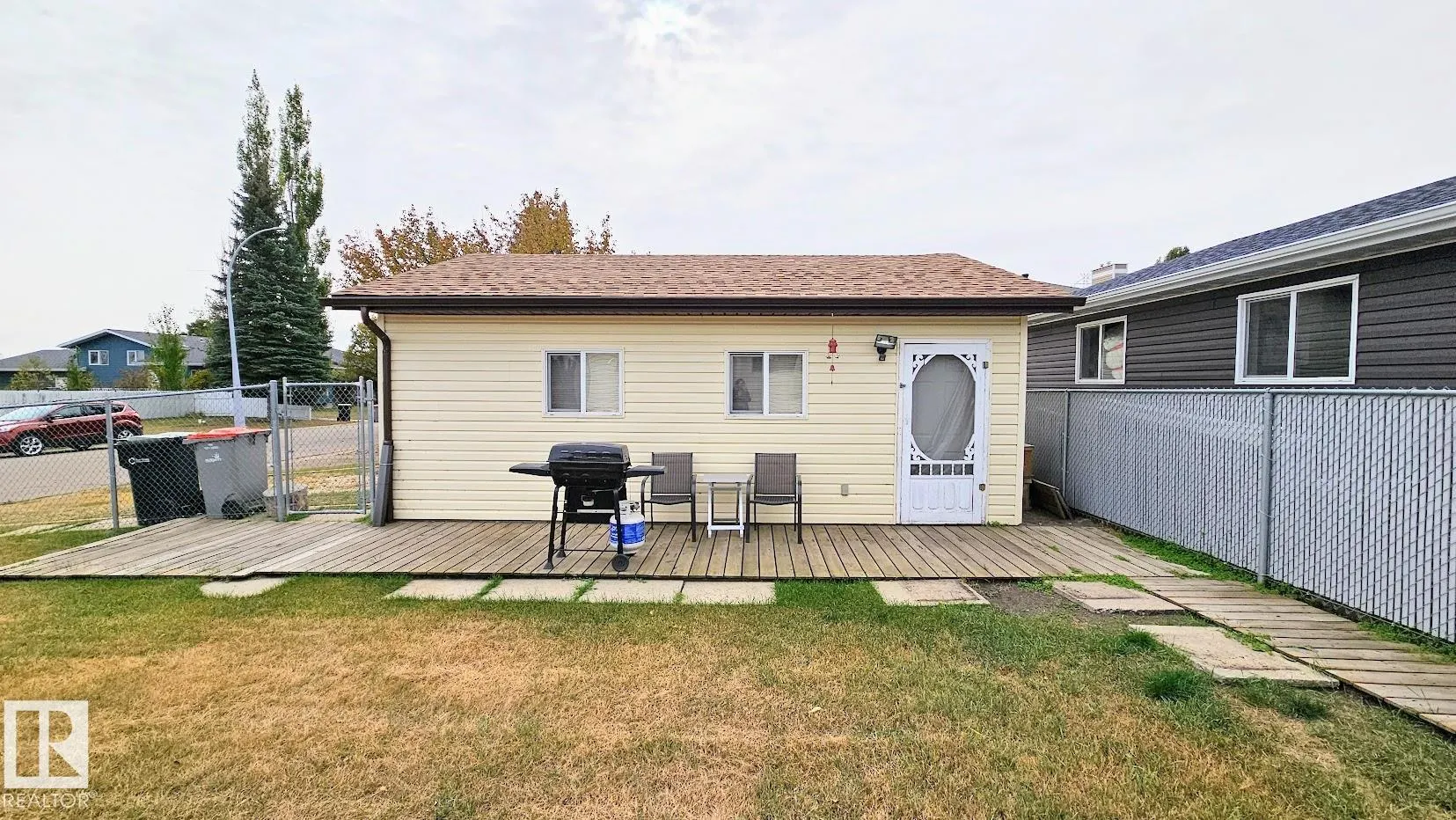 284 PORTER Avenue