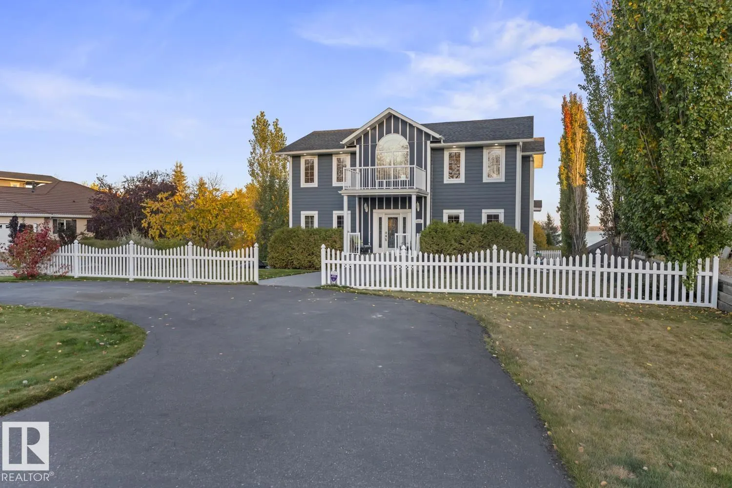 1512 Horseshoe Bay Estates