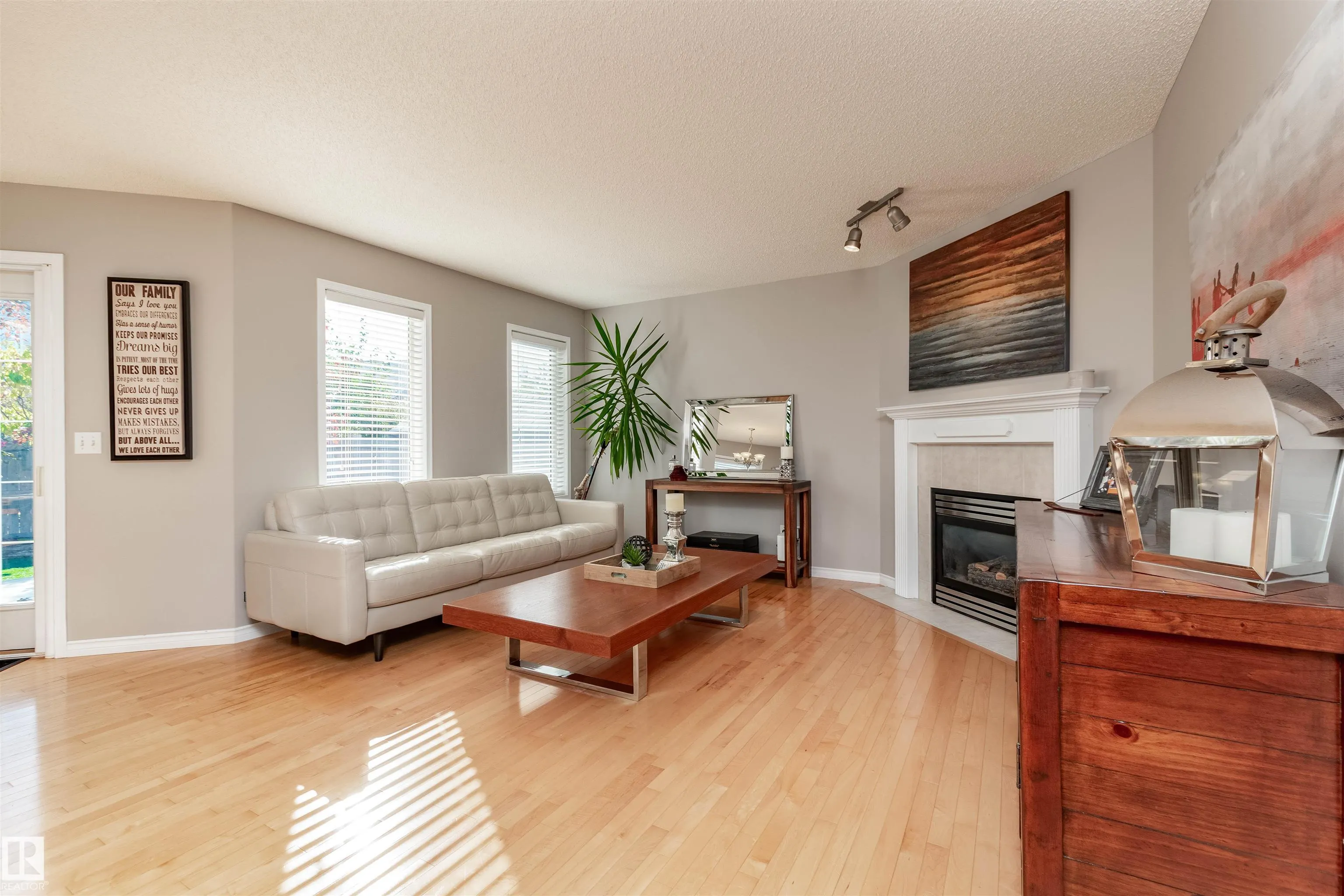 109 Foxboro Road