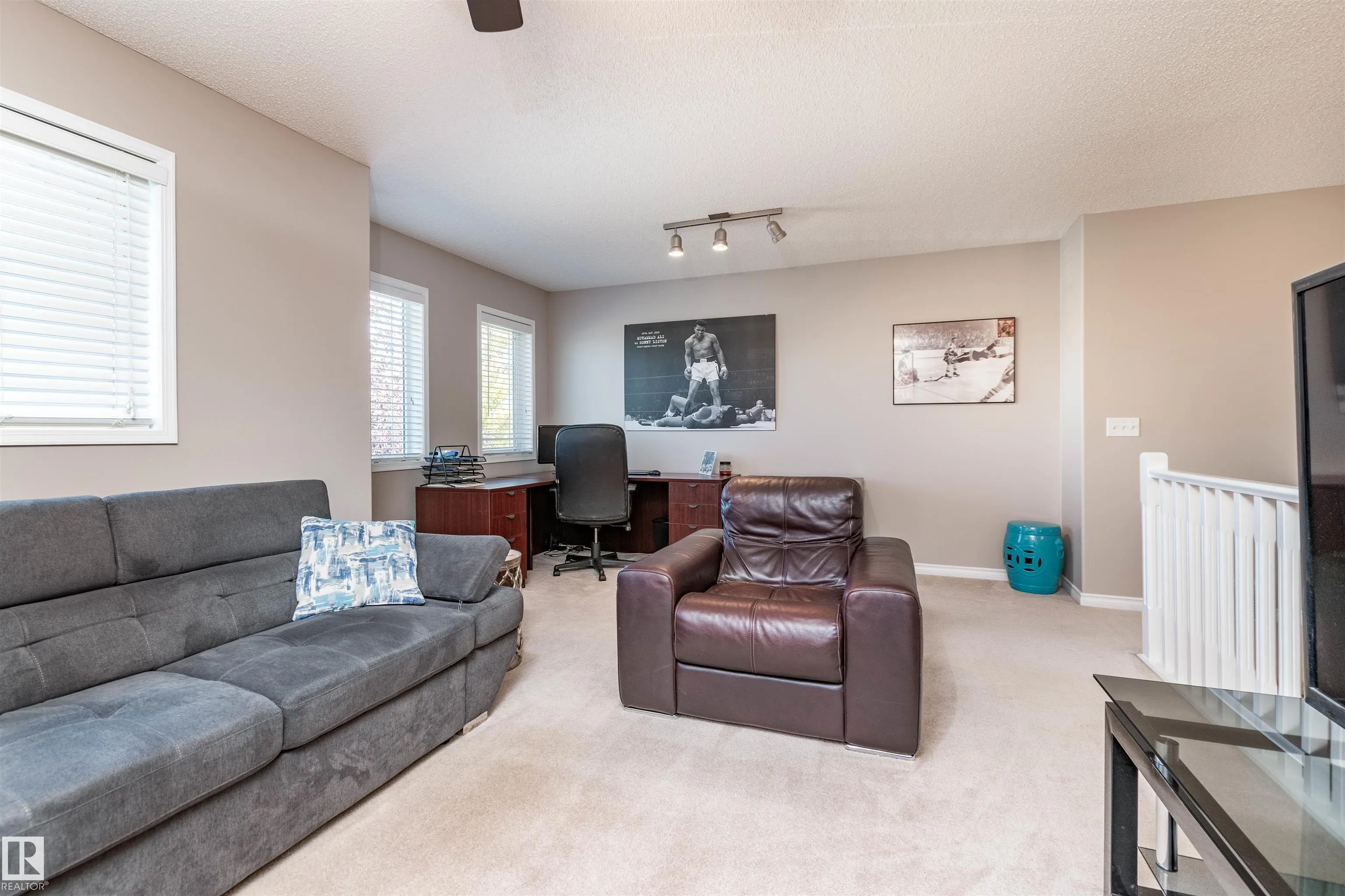 109 Foxboro Road