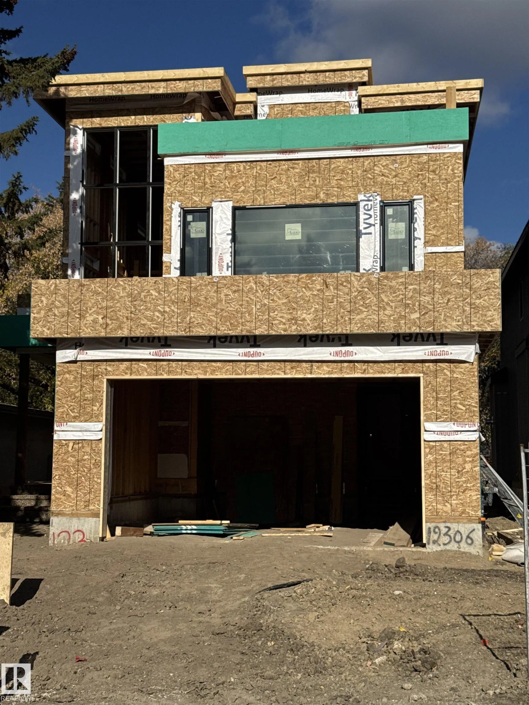 12306 39 Avenue