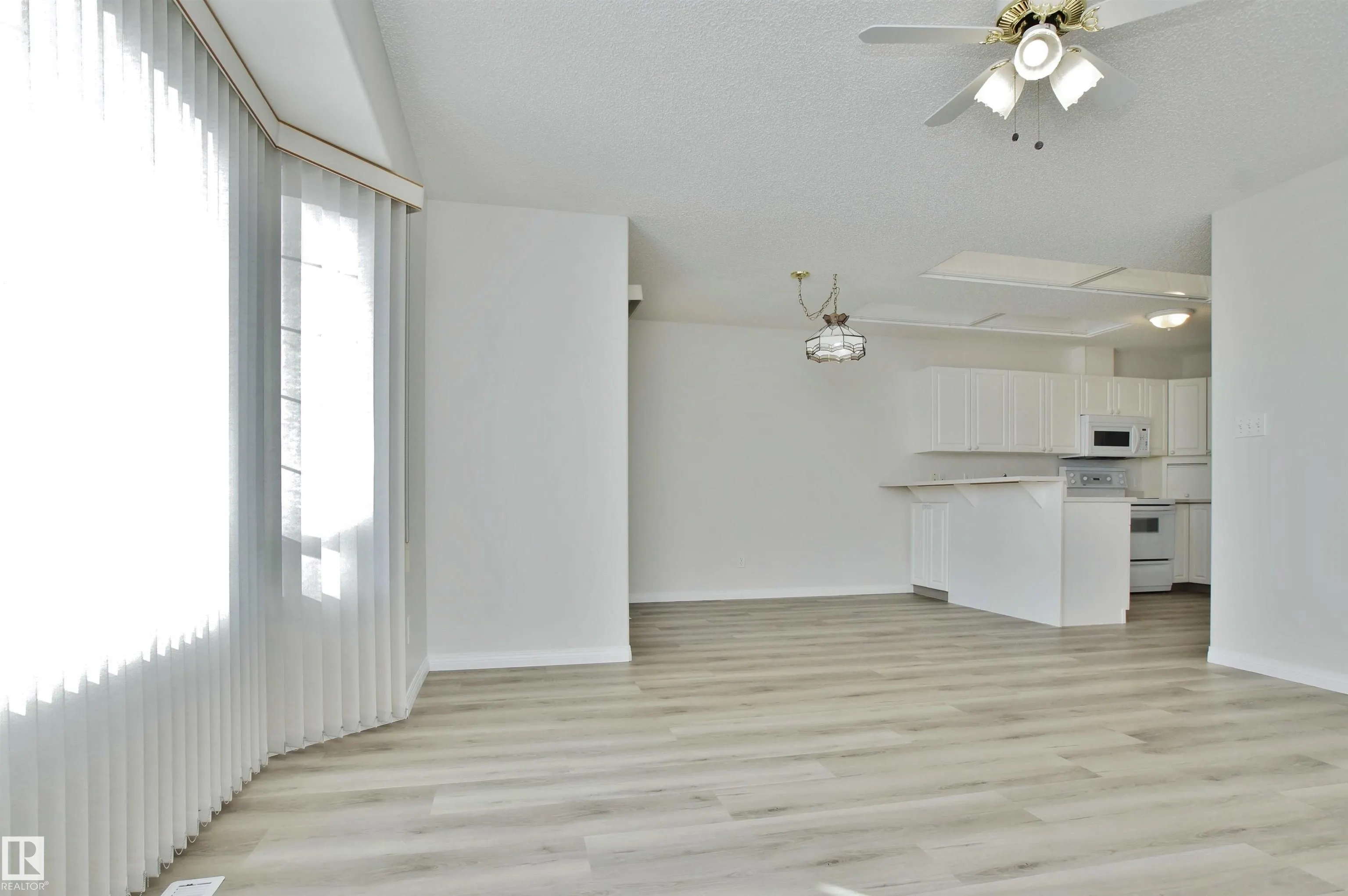 7 CRANFORD Way