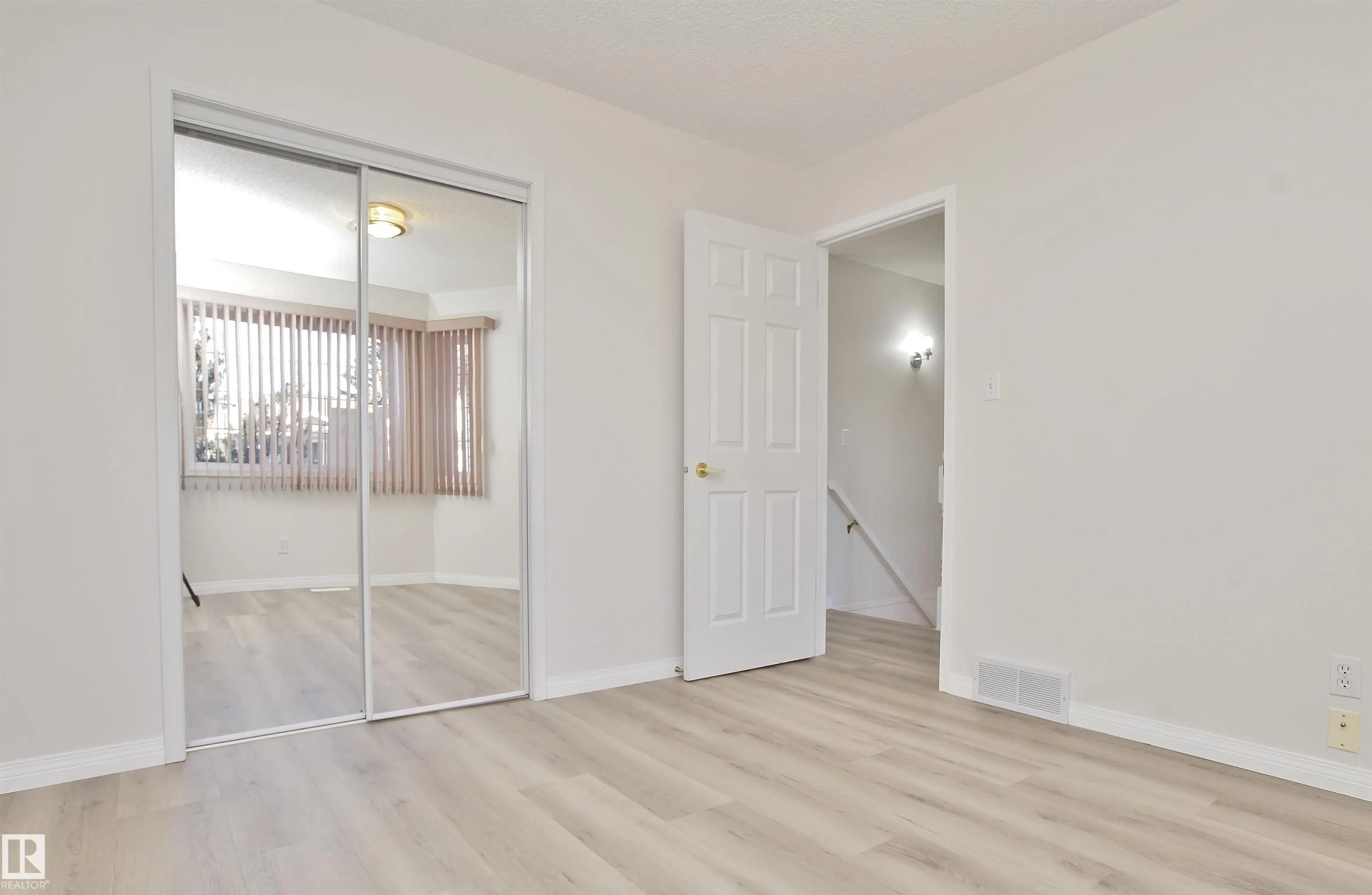 7 CRANFORD Way