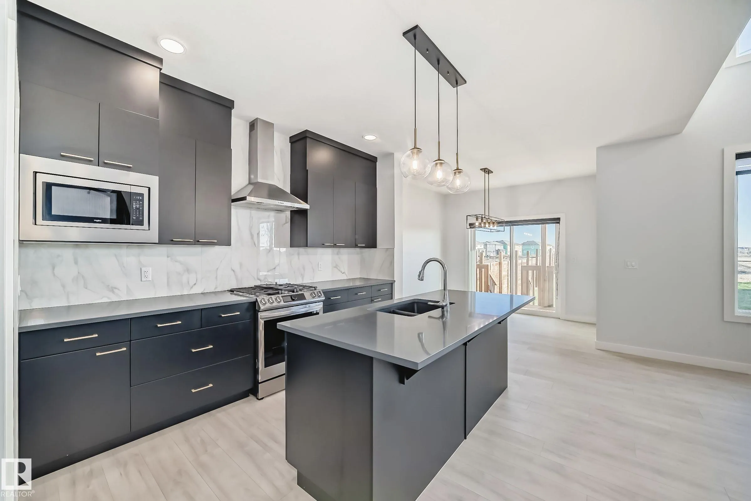 9411 PEAR Crescent