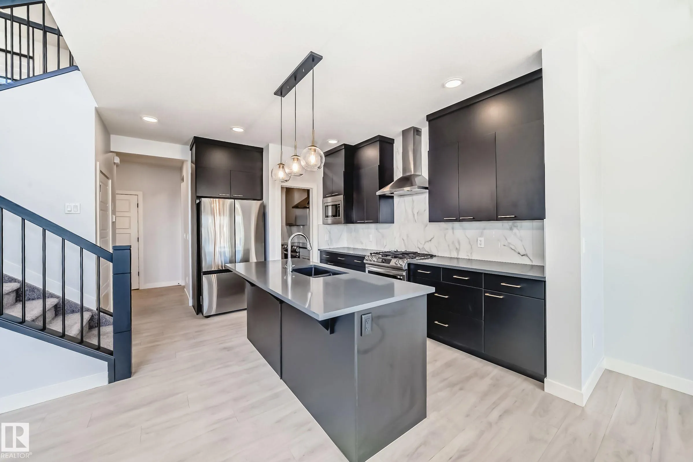 9411 PEAR Crescent