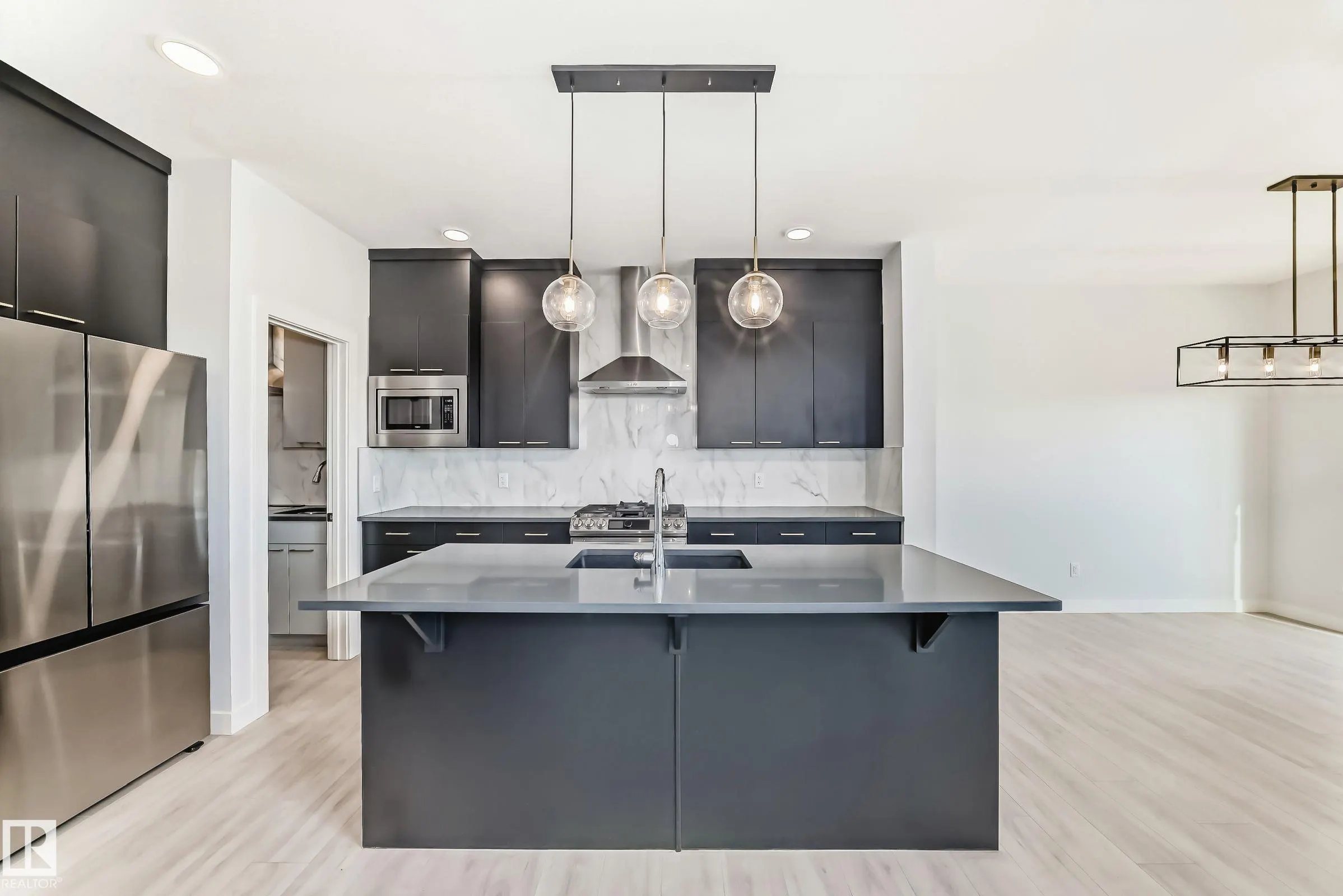 9411 PEAR Crescent