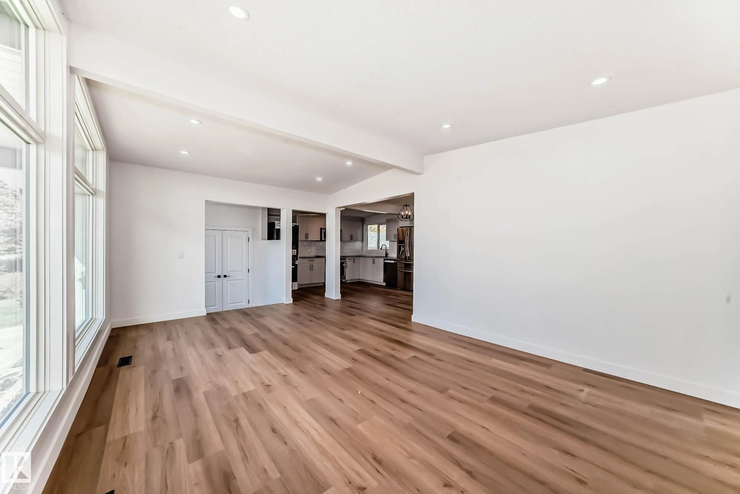 7220 152a Ave