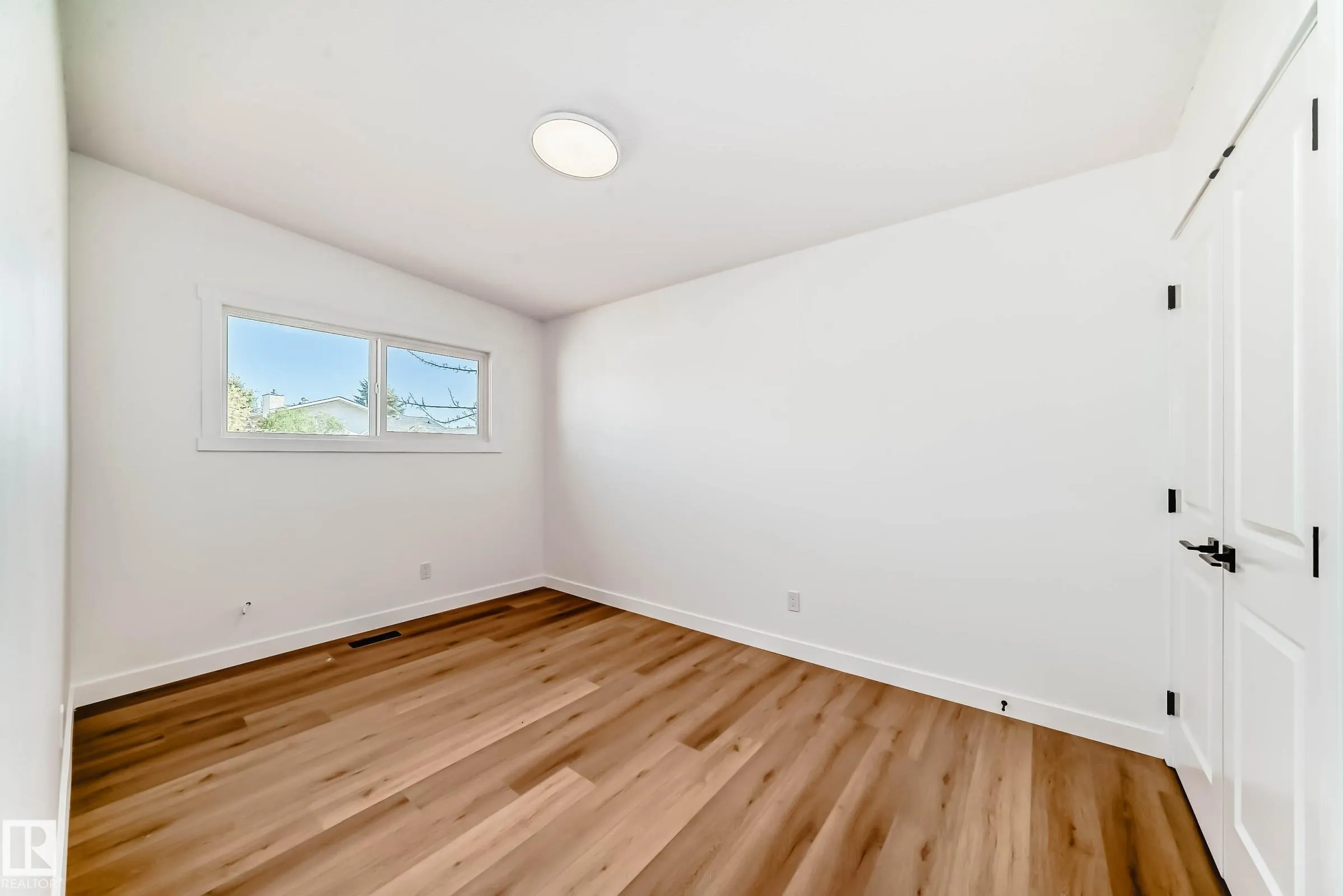 7220 152a Ave