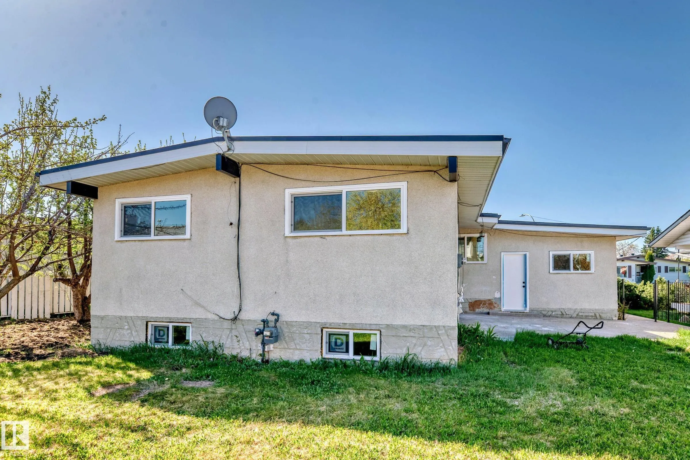 7220 152a Ave