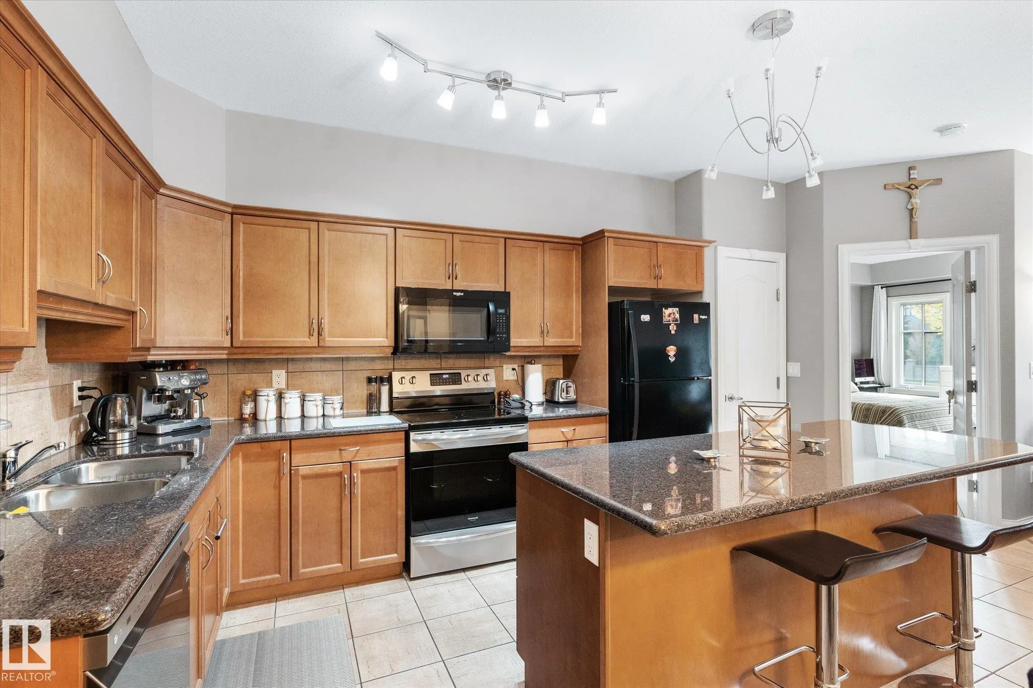 1406 HODGSON Way