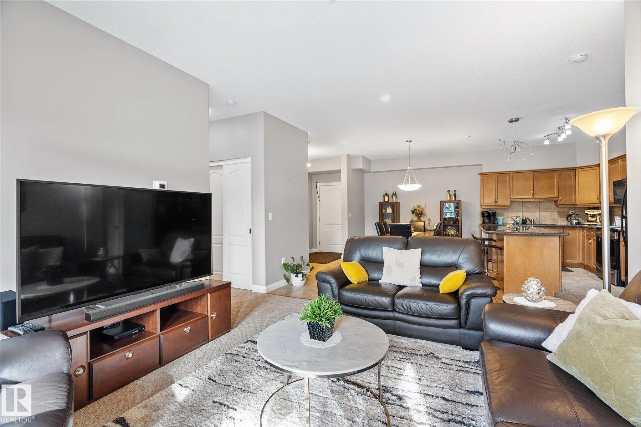 1406 HODGSON Way