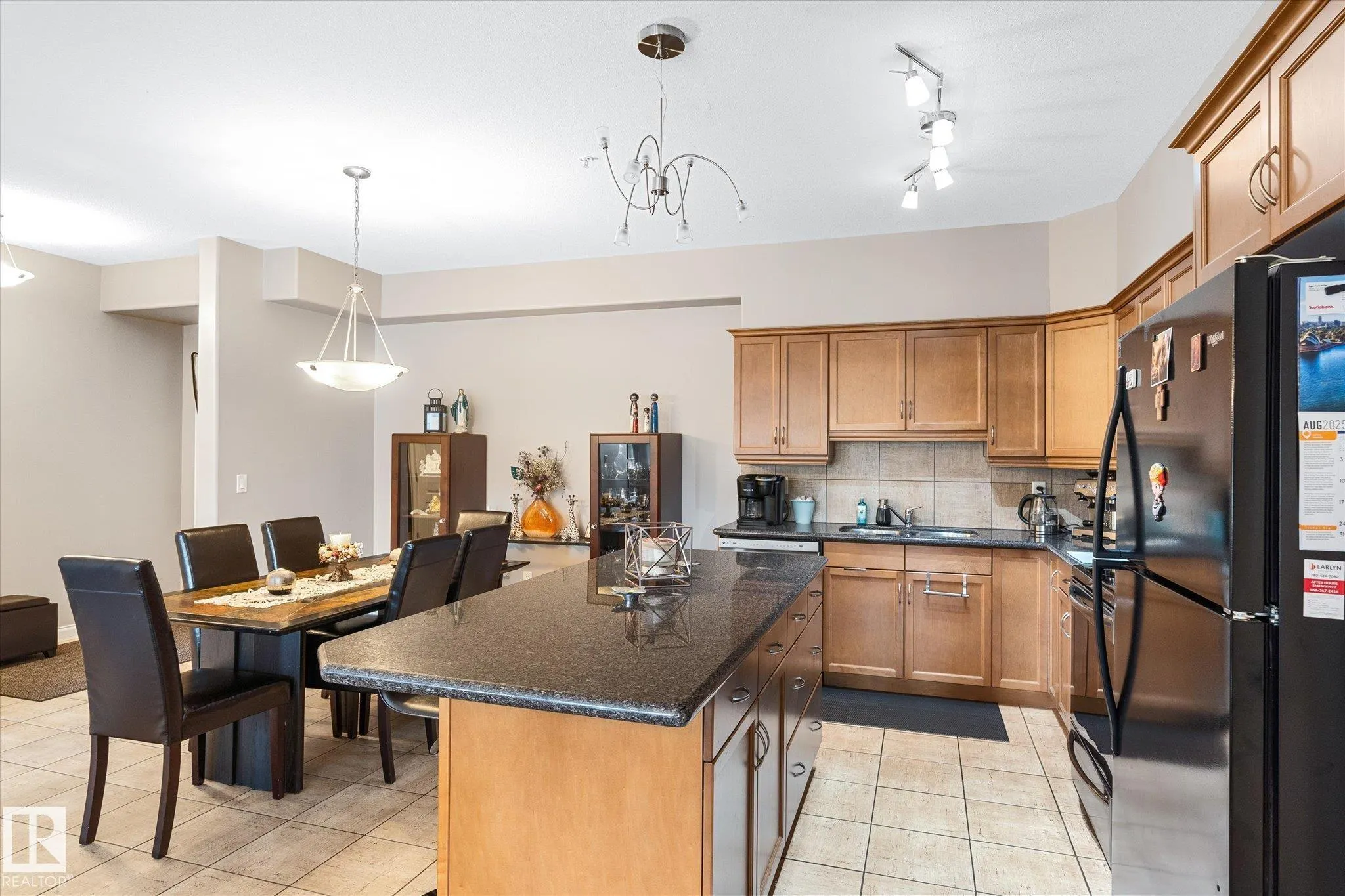 1406 HODGSON Way