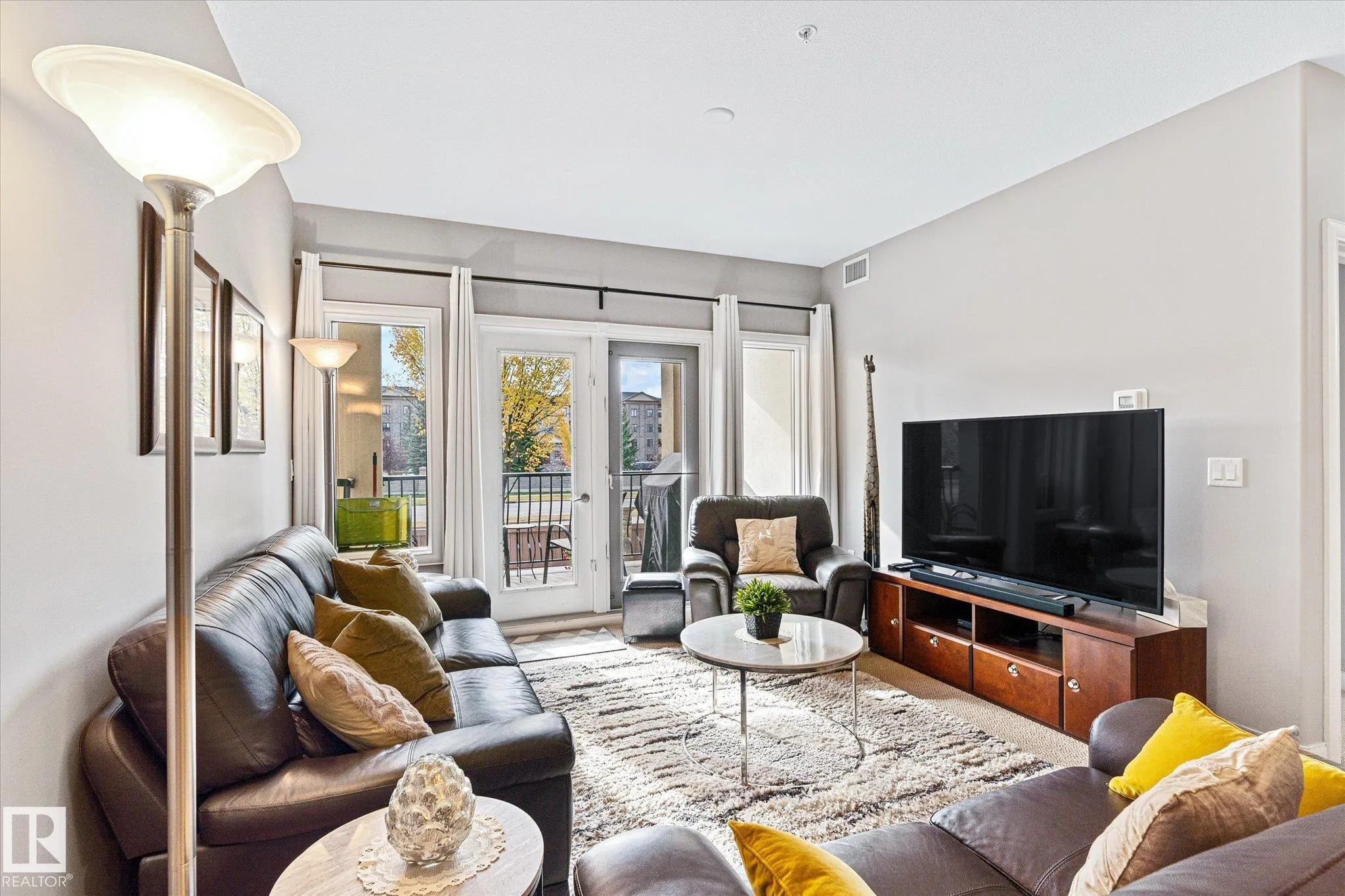 1406 HODGSON Way