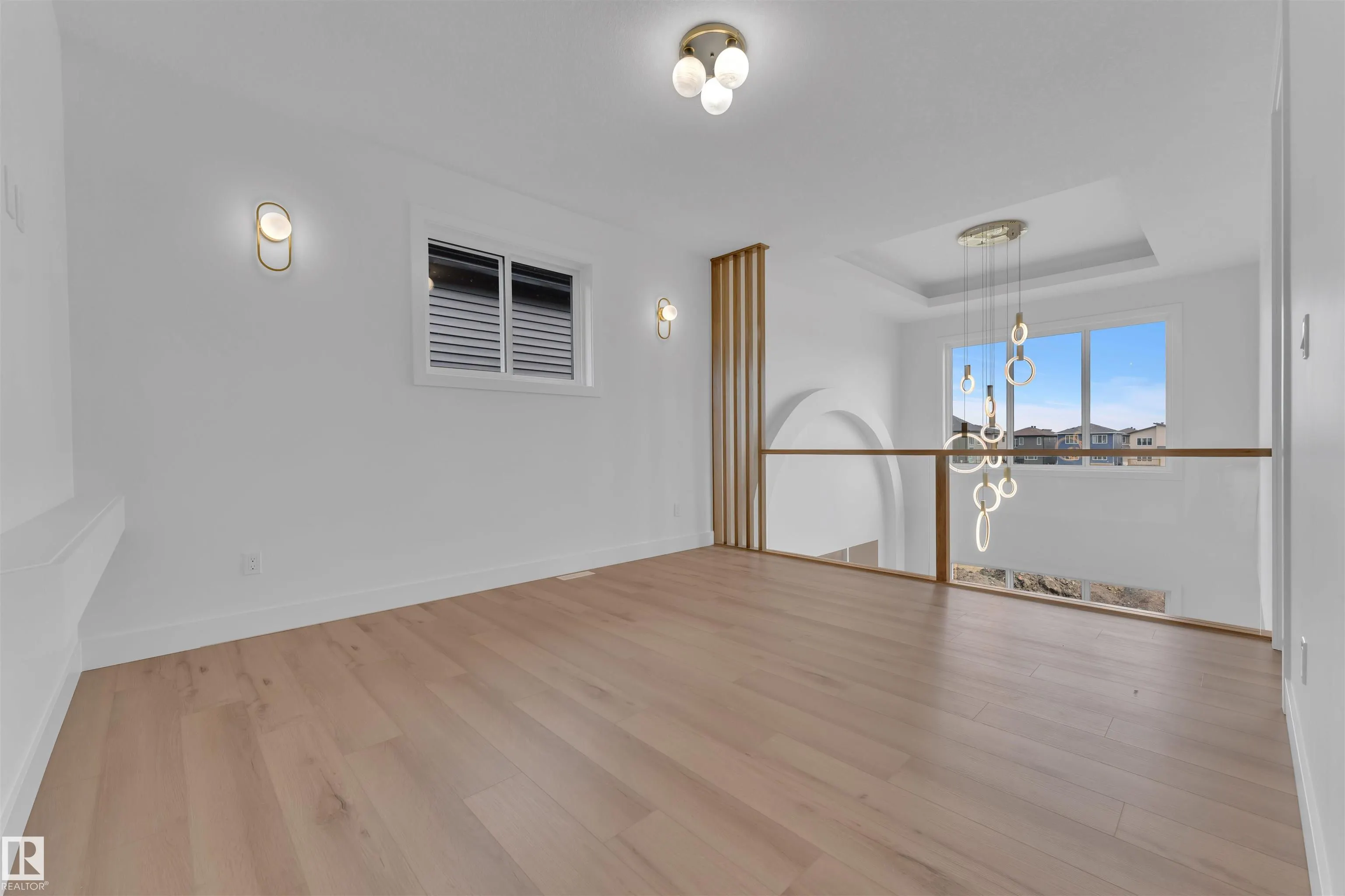 2408 1 AVE SW