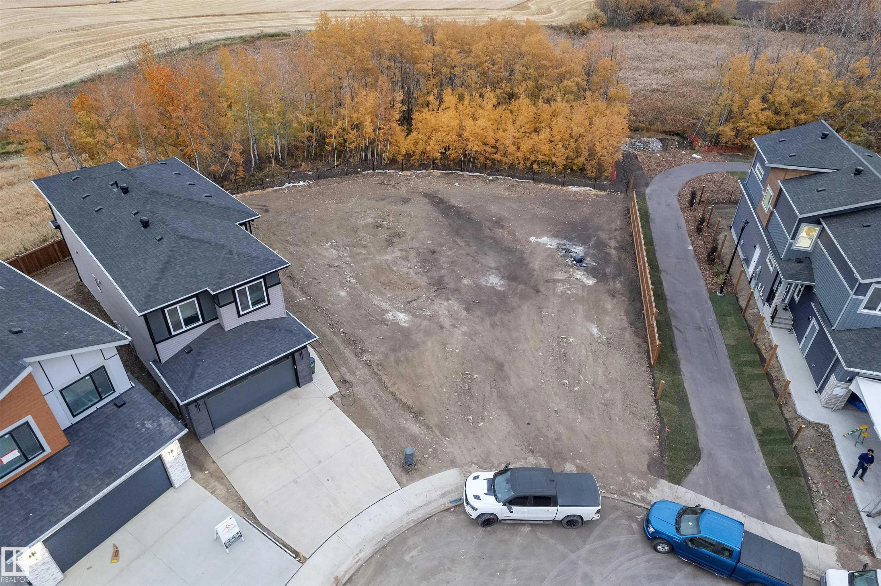 2408 1 AVE SW