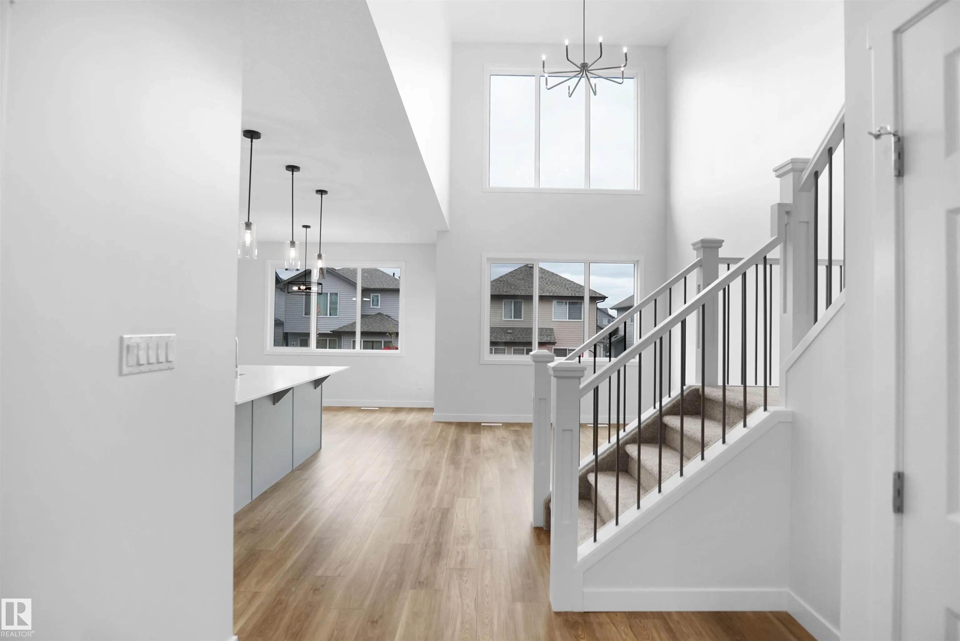 133 SUNLAND Way