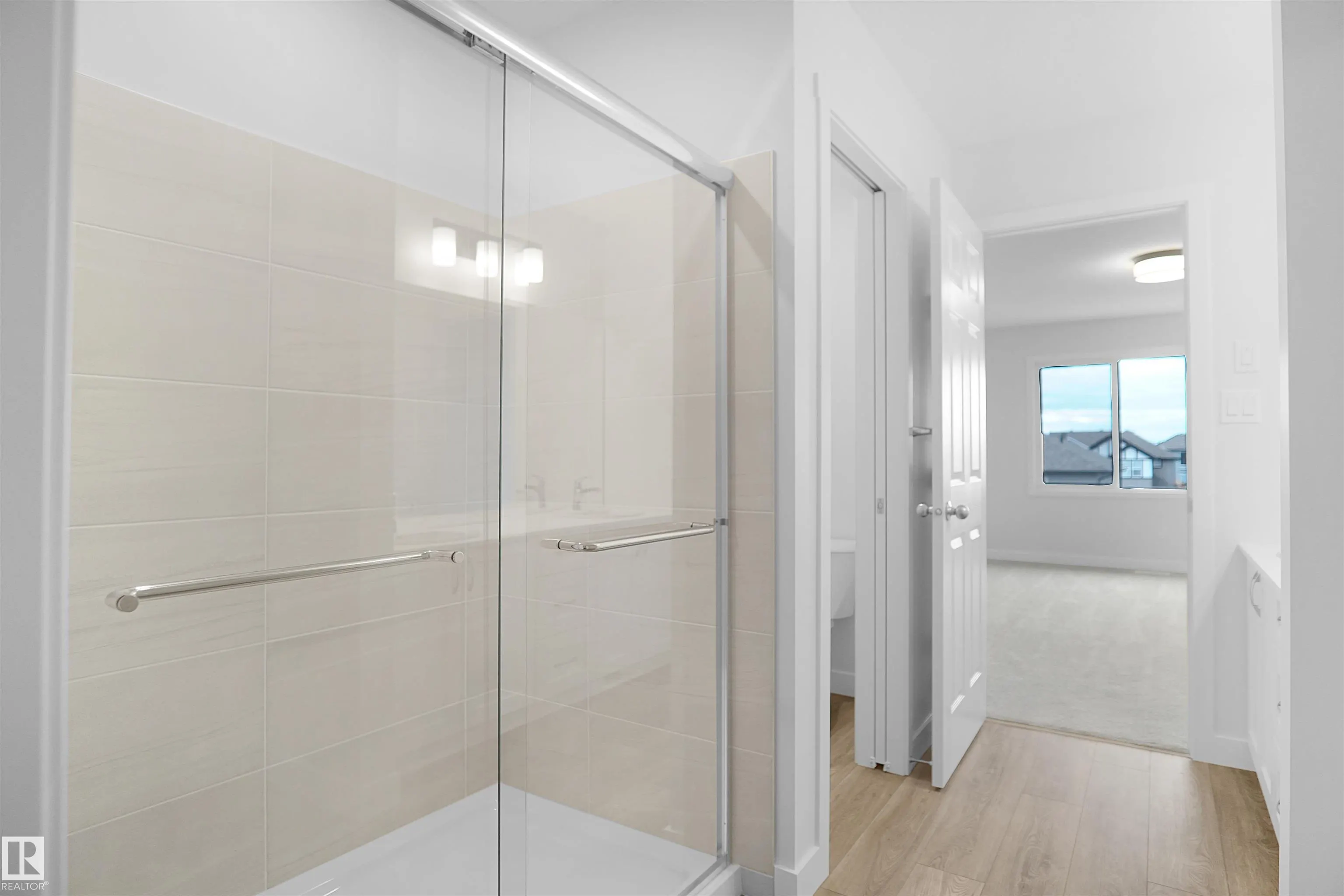 133 SUNLAND Way
