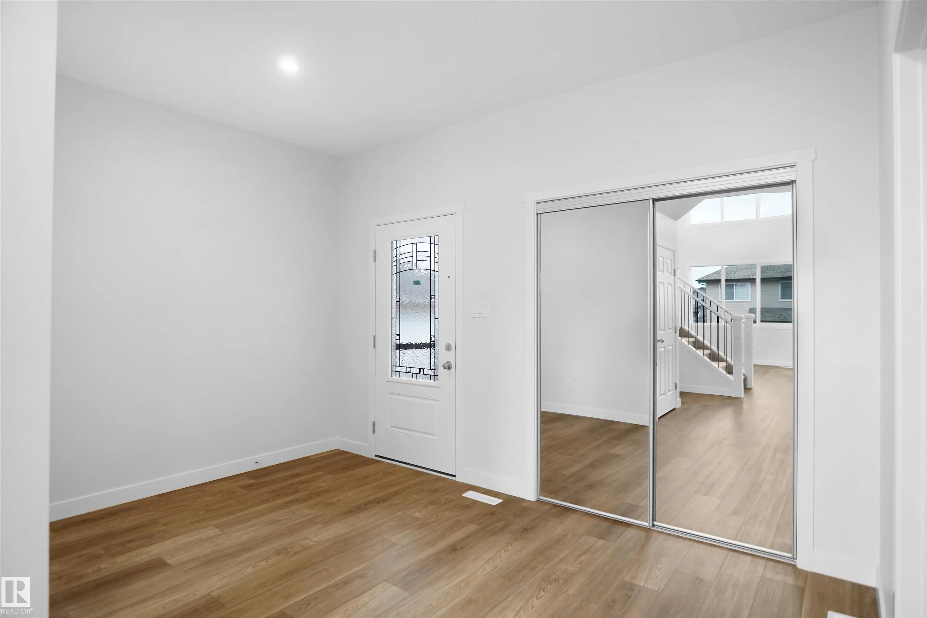 133 SUNLAND Way