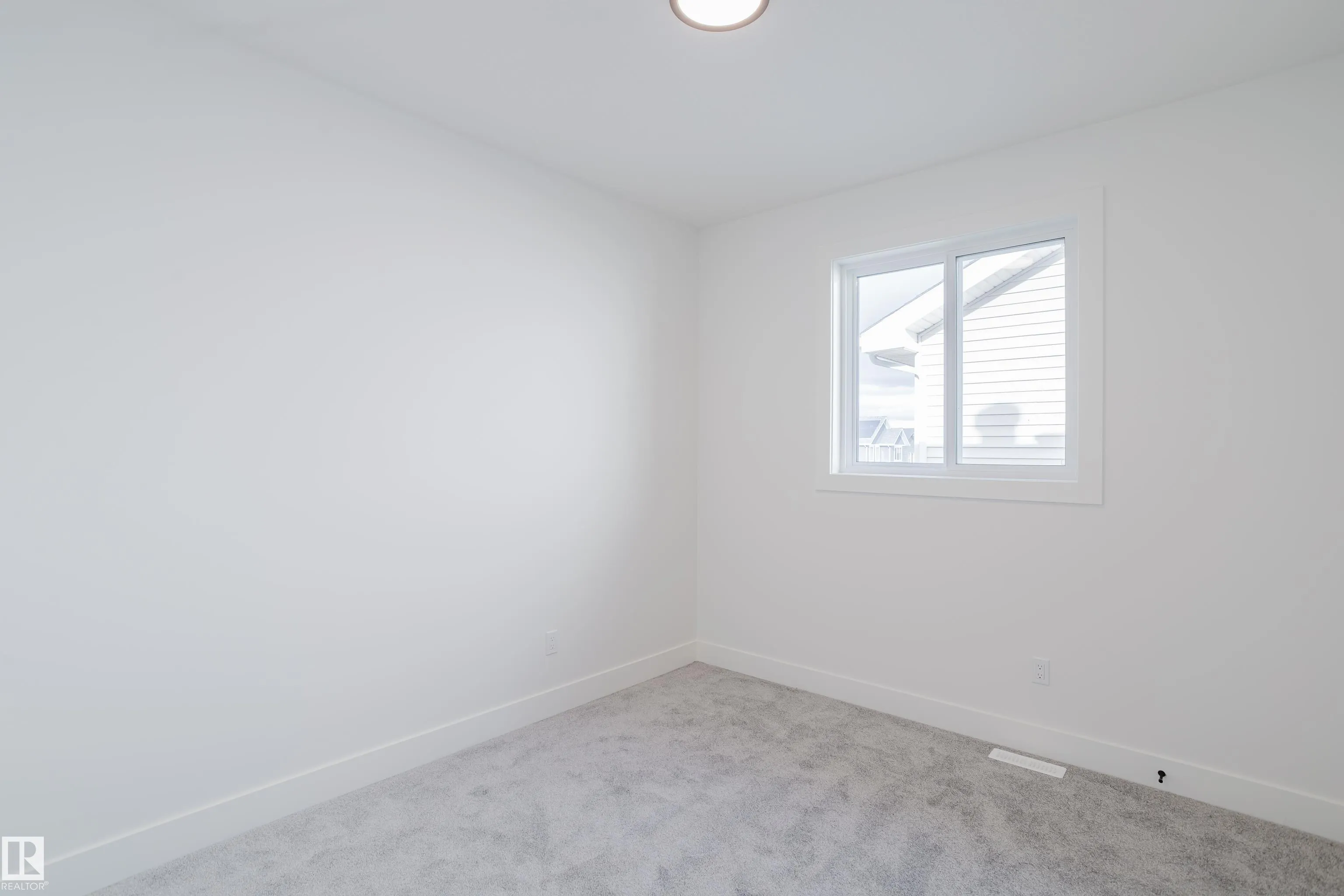 22 SYDWYCK Circle