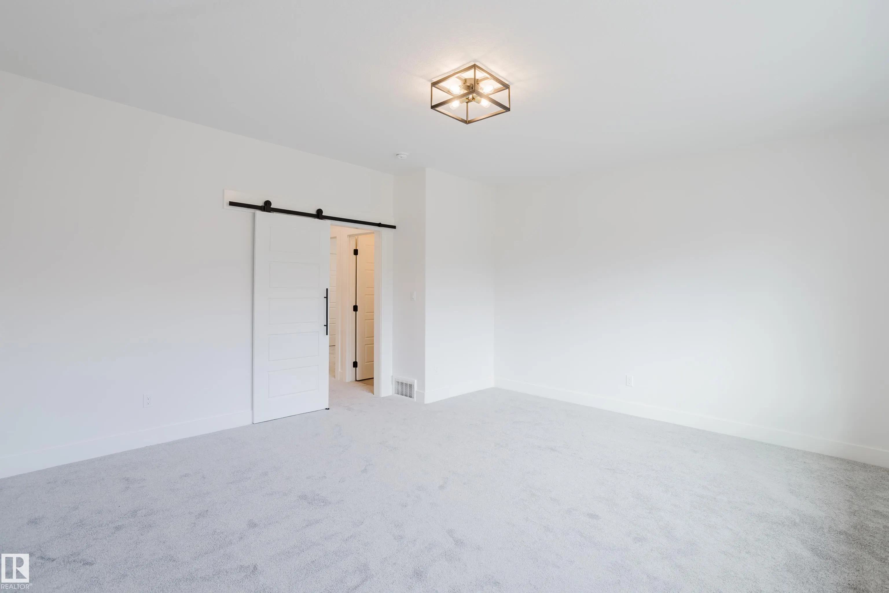 22 SYDWYCK Circle