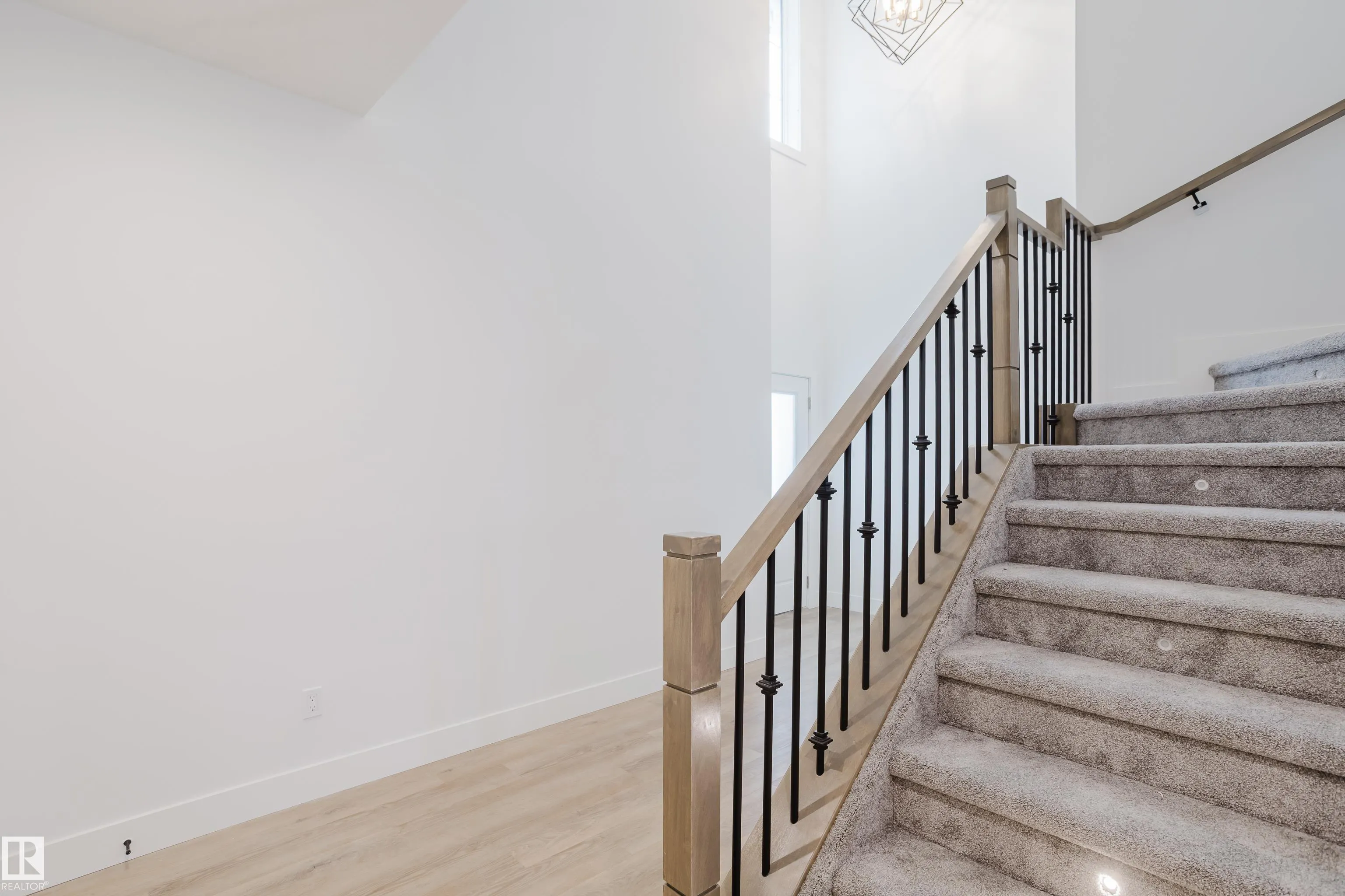22 SYDWYCK Circle
