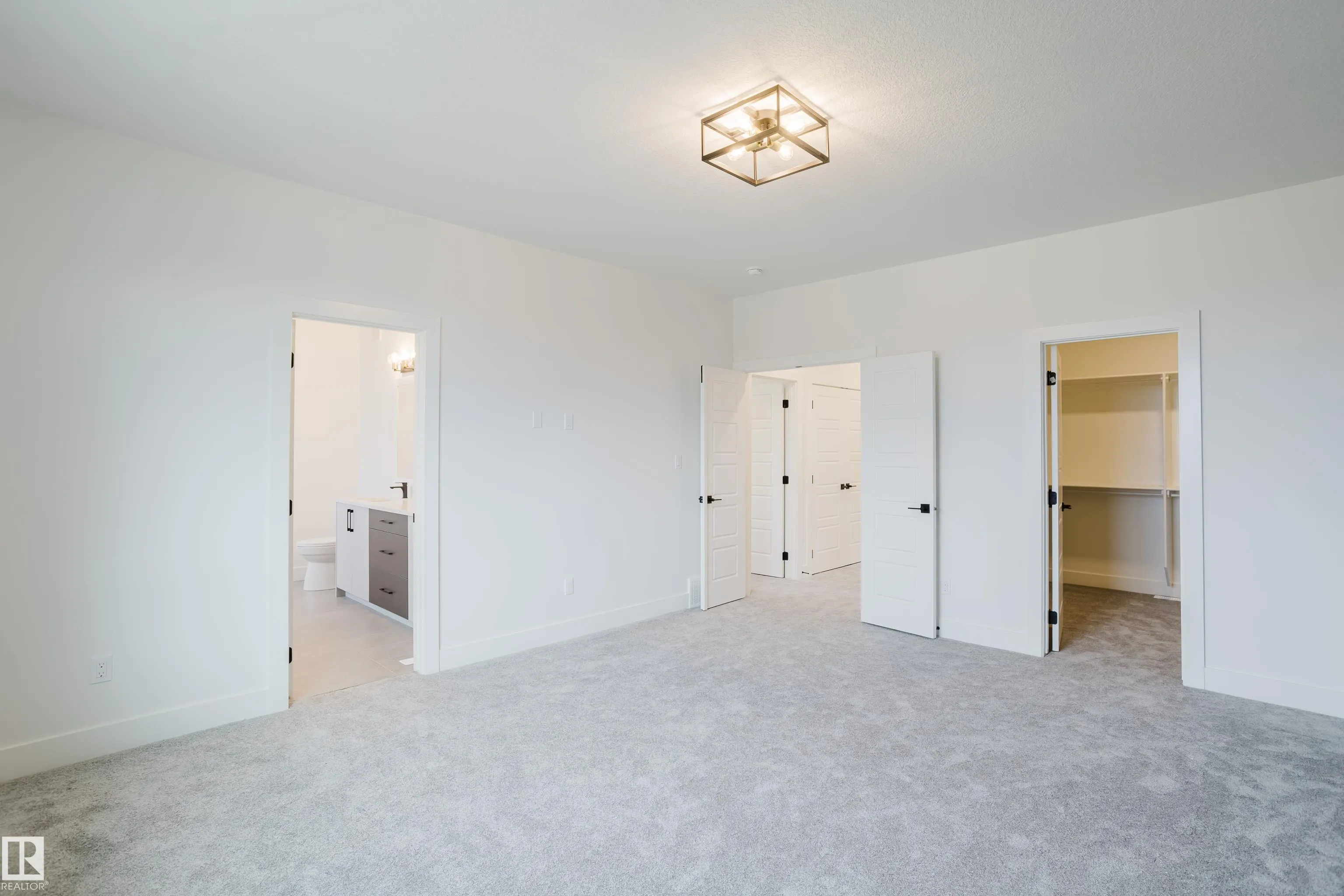 22 SYDWYCK Circle