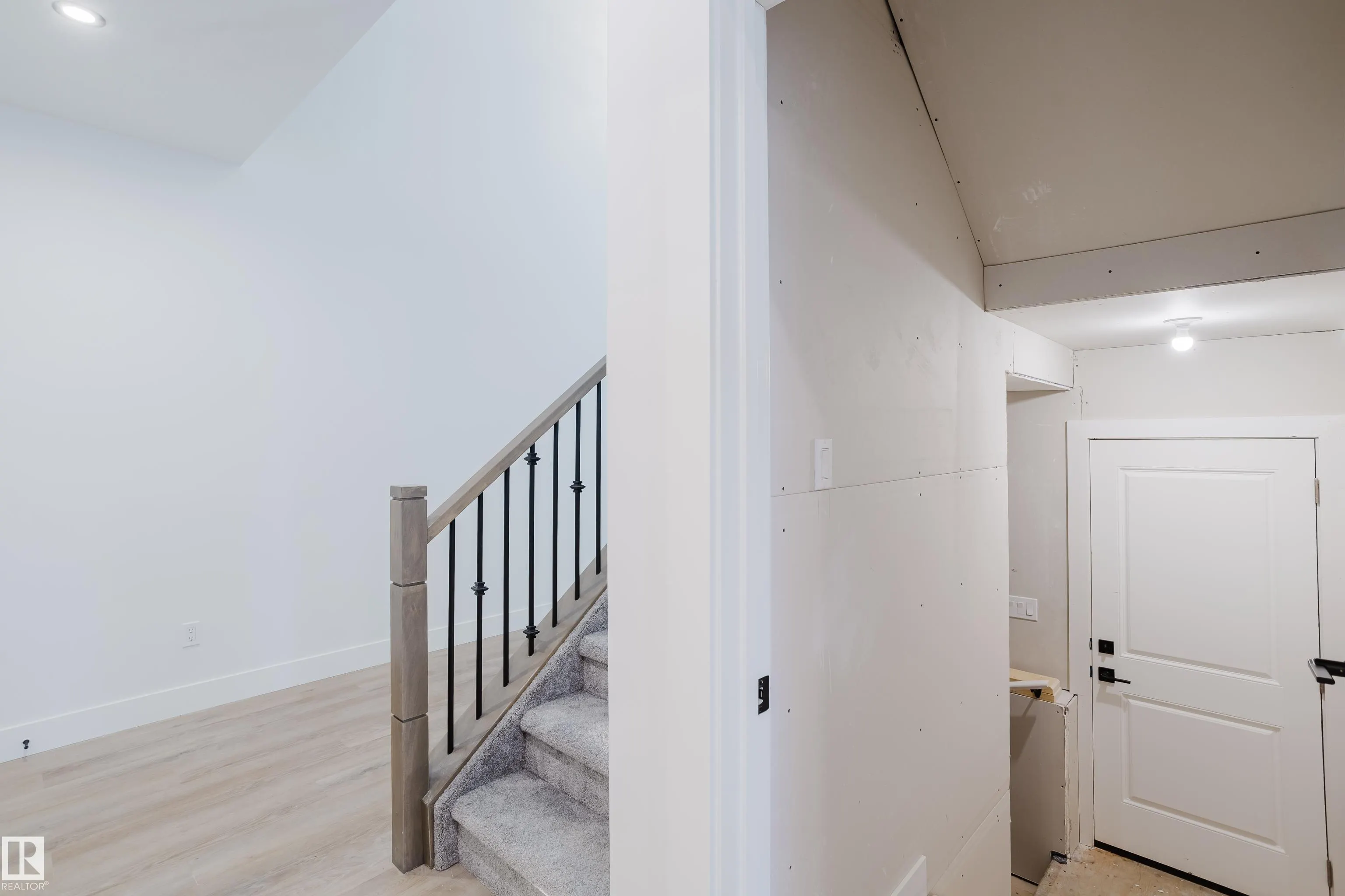 22 SYDWYCK Circle