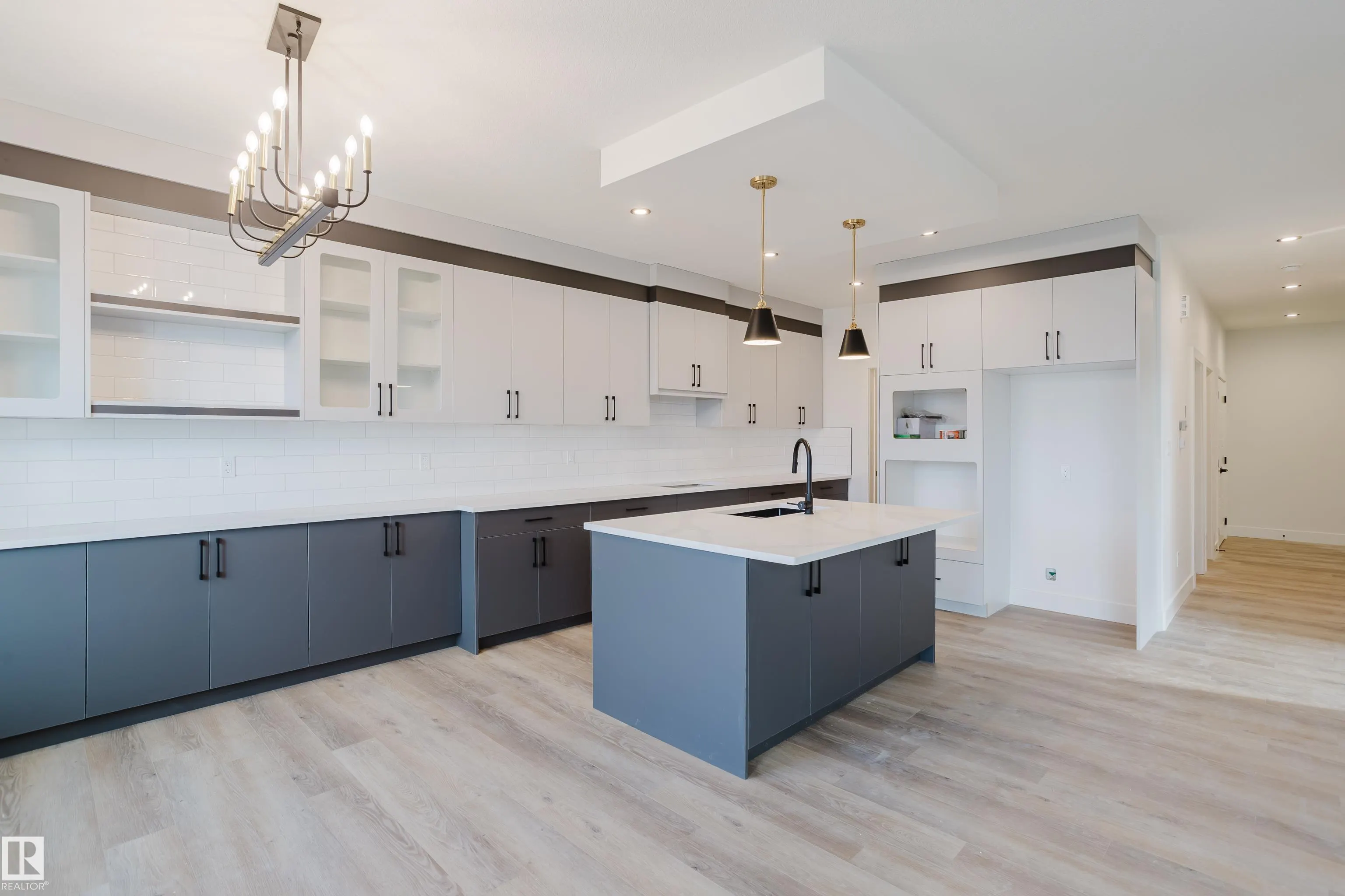 22 SYDWYCK Circle