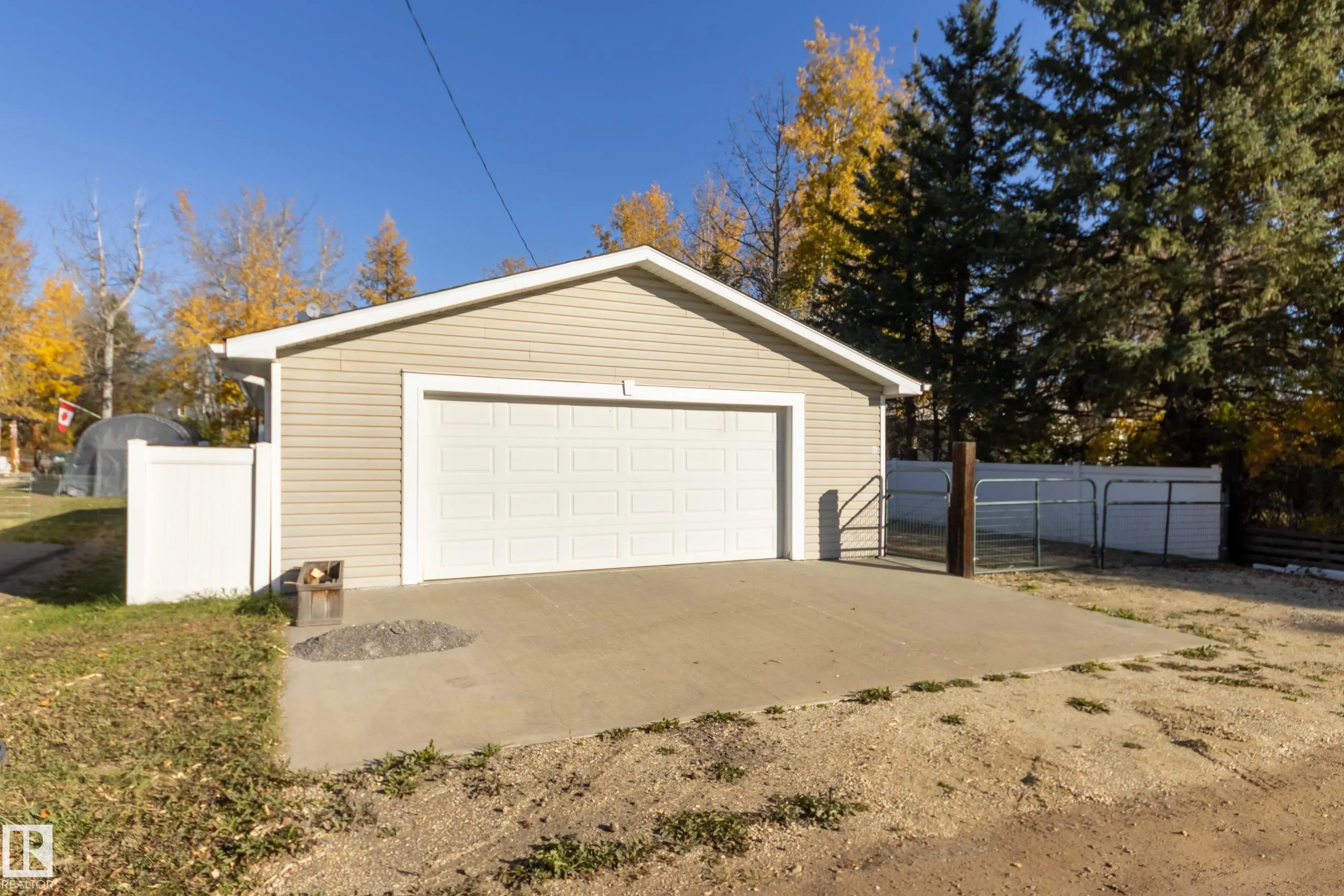 22106 S COOKING LAKE Road