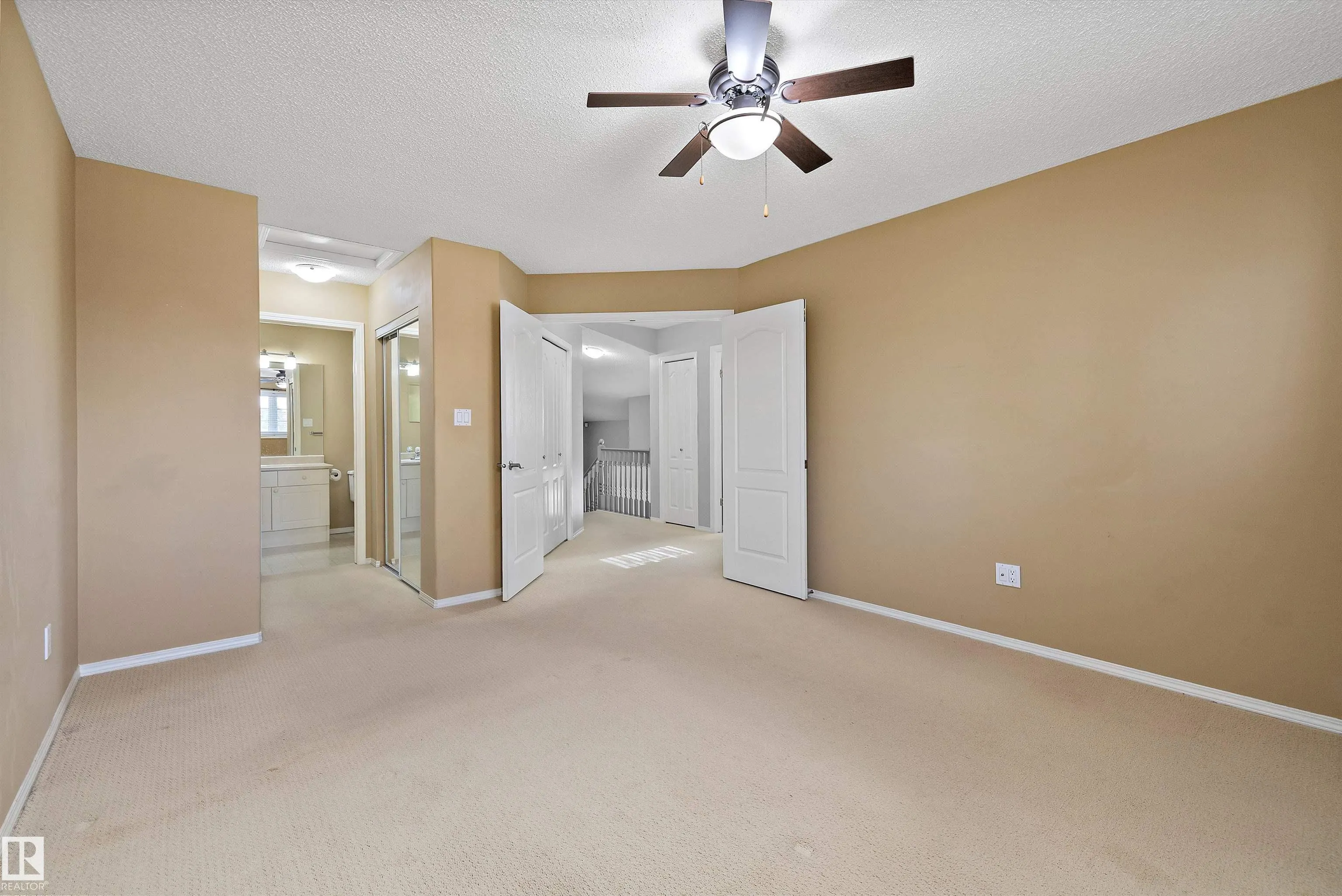 215 BLACKBURN Drive