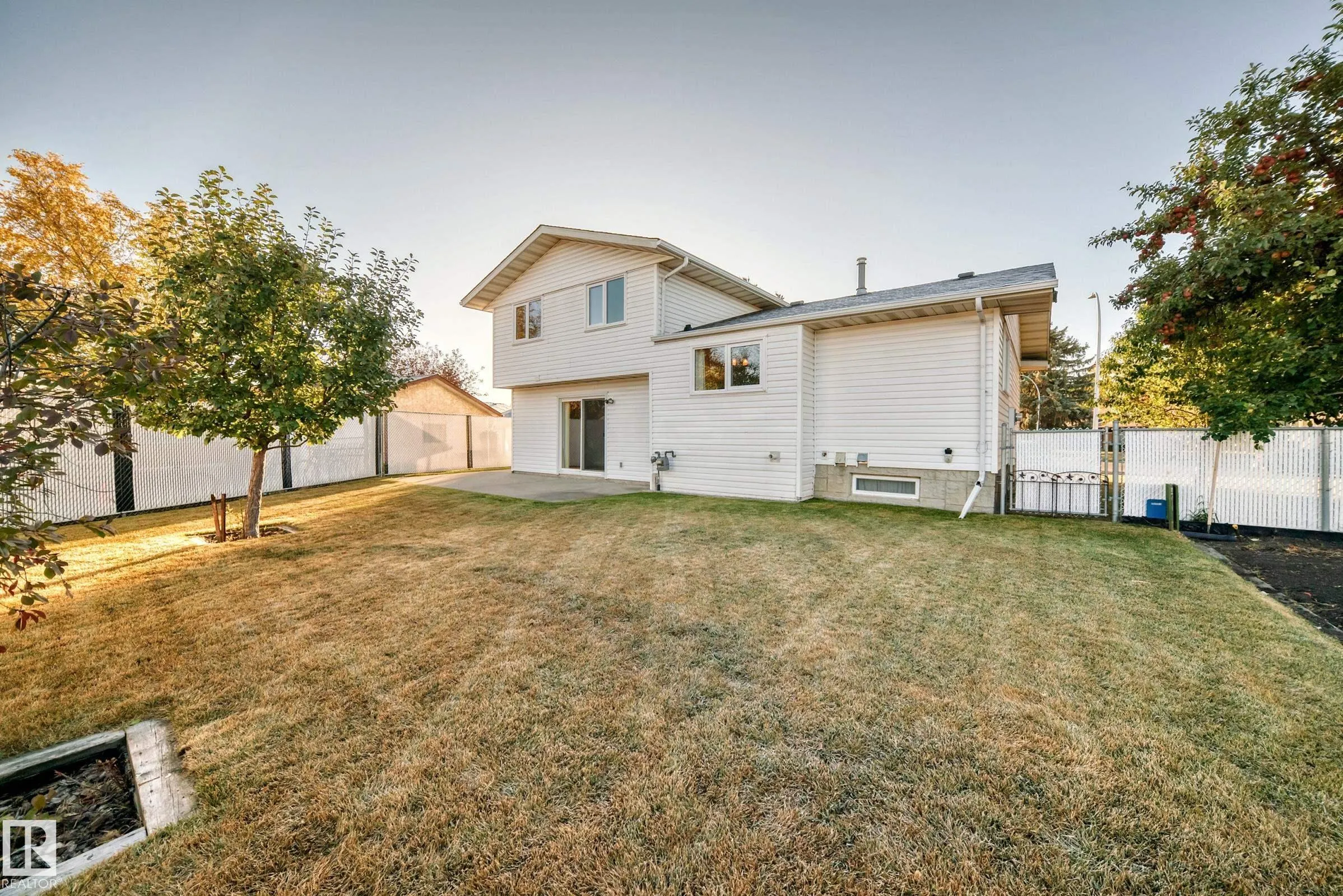 88 HOMESTEAD Crescent