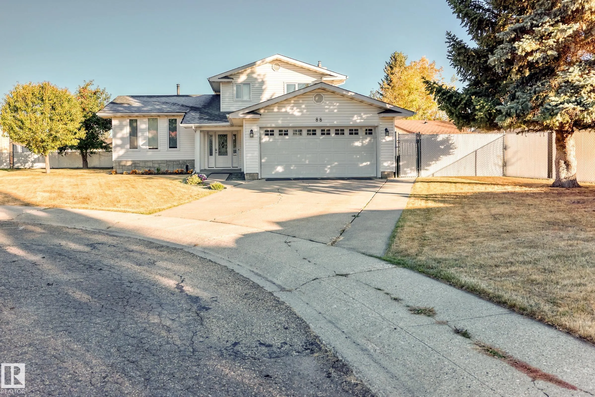88 HOMESTEAD Crescent