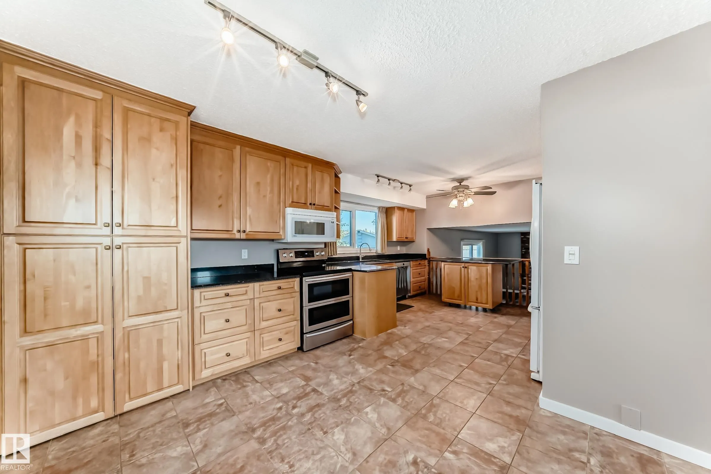 88 HOMESTEAD Crescent