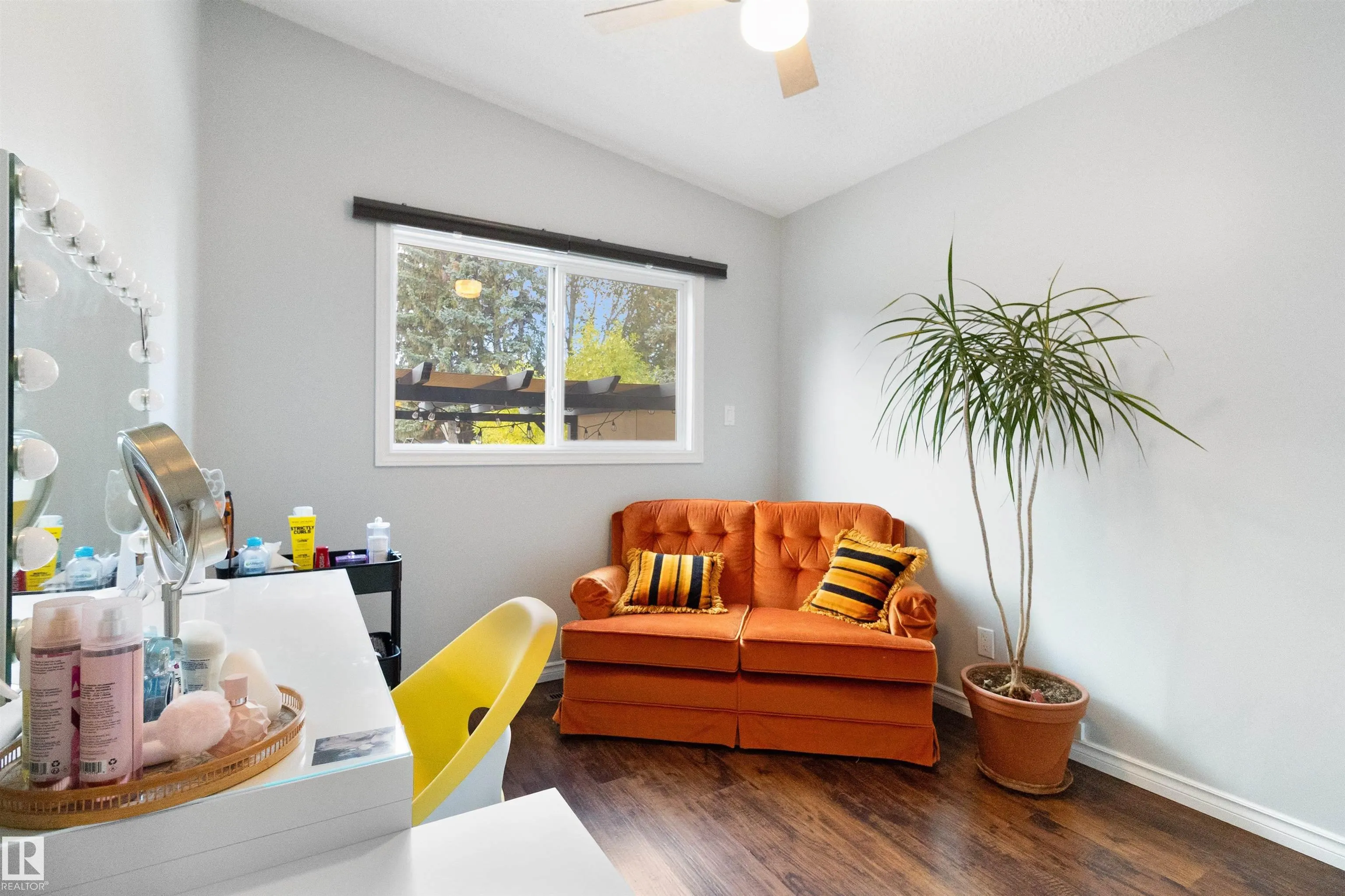 31 Curlew Crescent