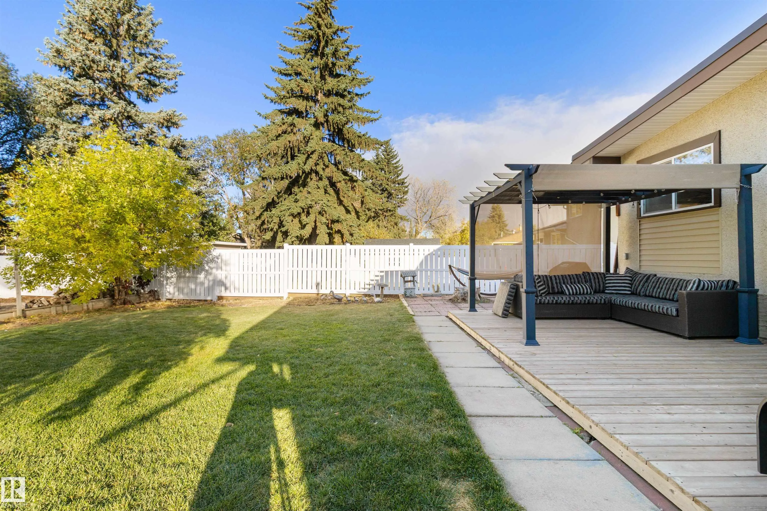 31 Curlew Crescent