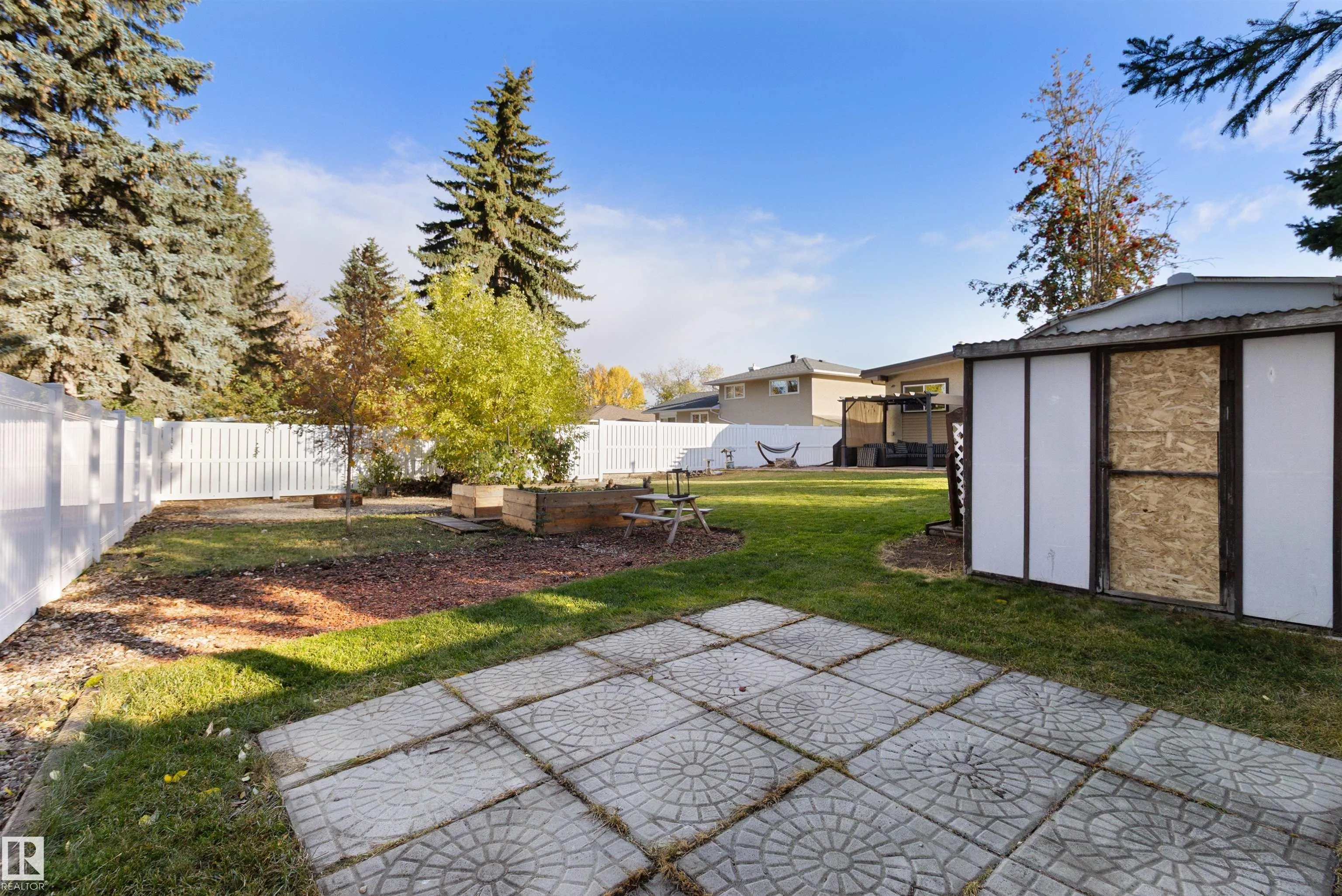 31 Curlew Crescent