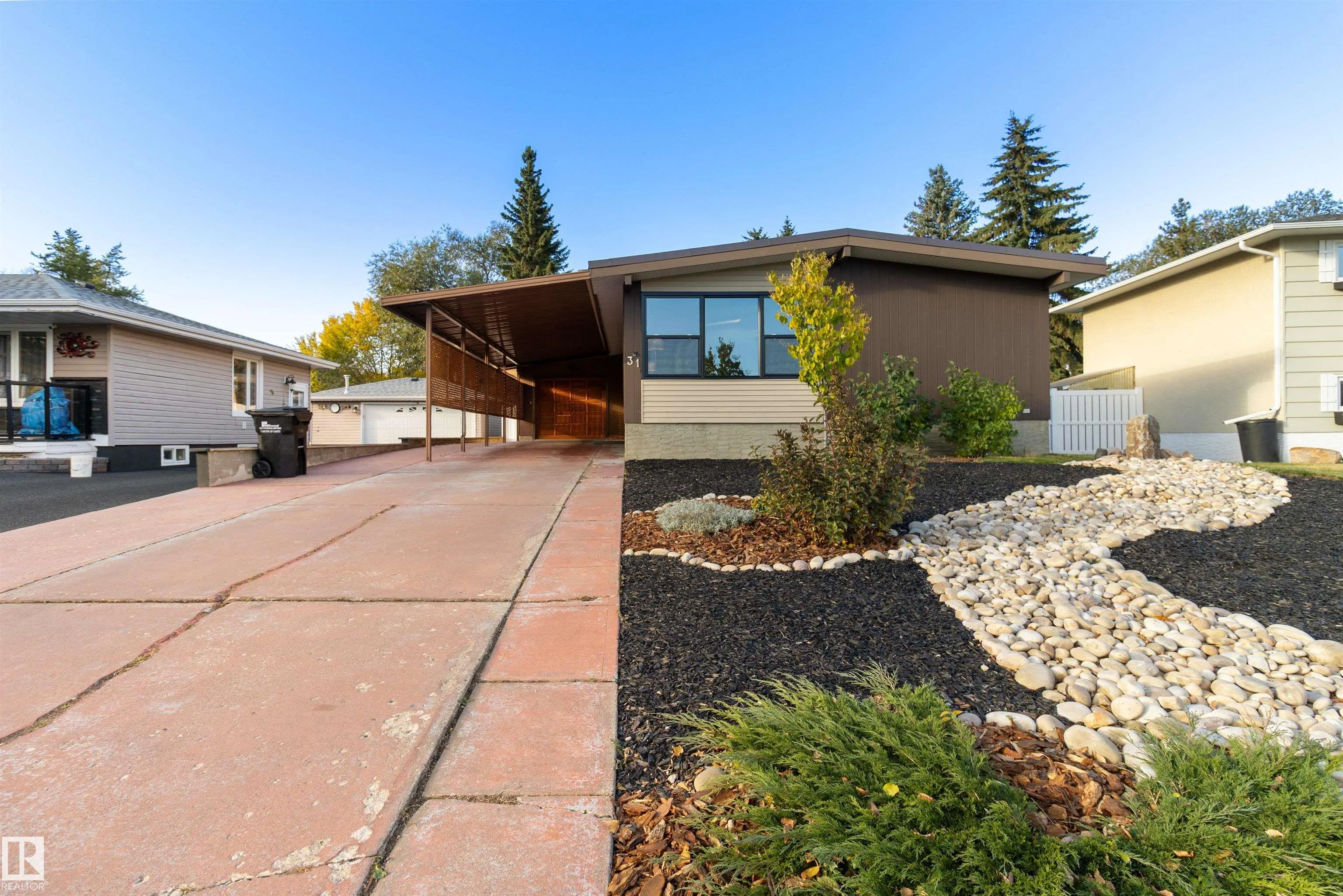31 Curlew Crescent