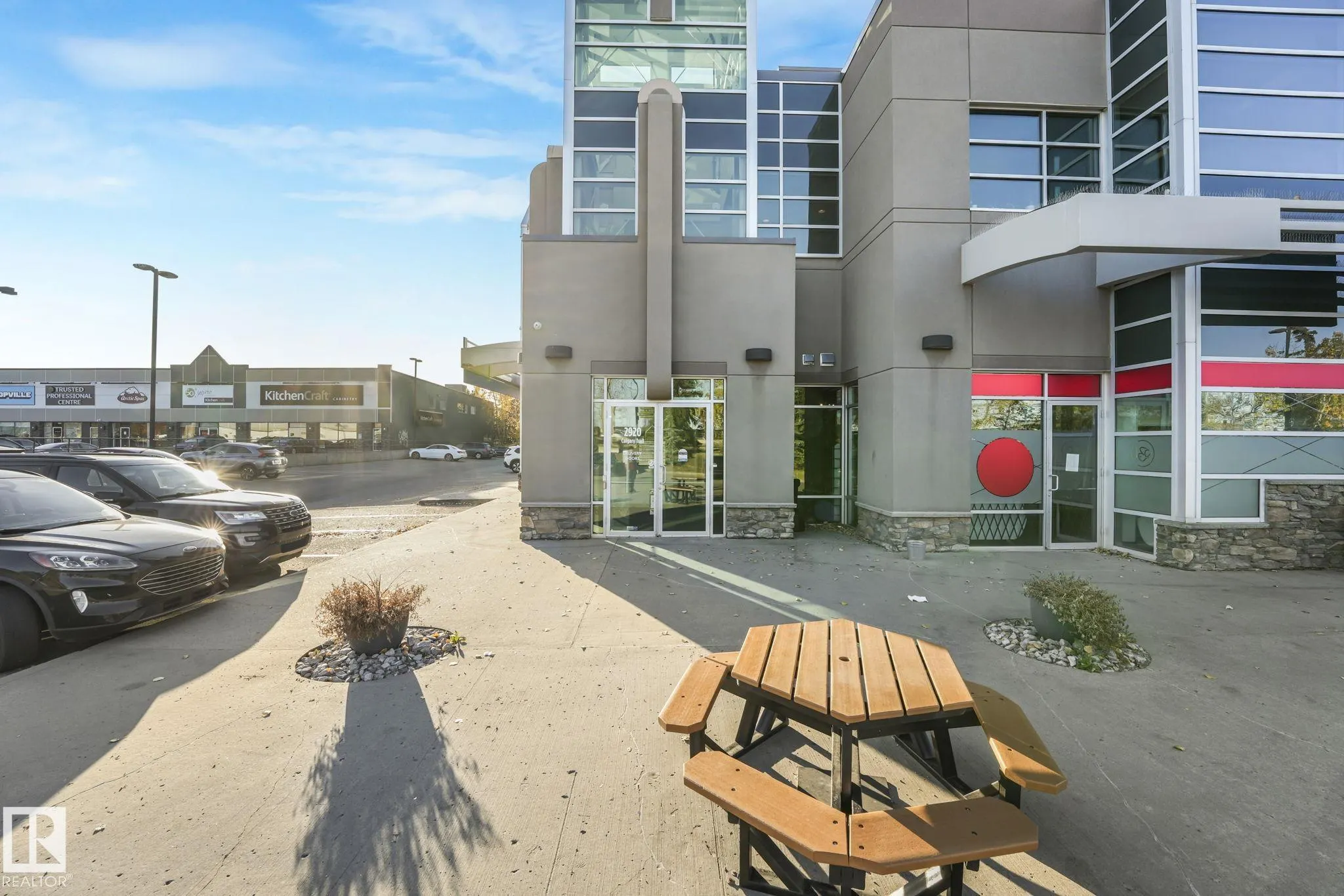 2920 Calgary Trail