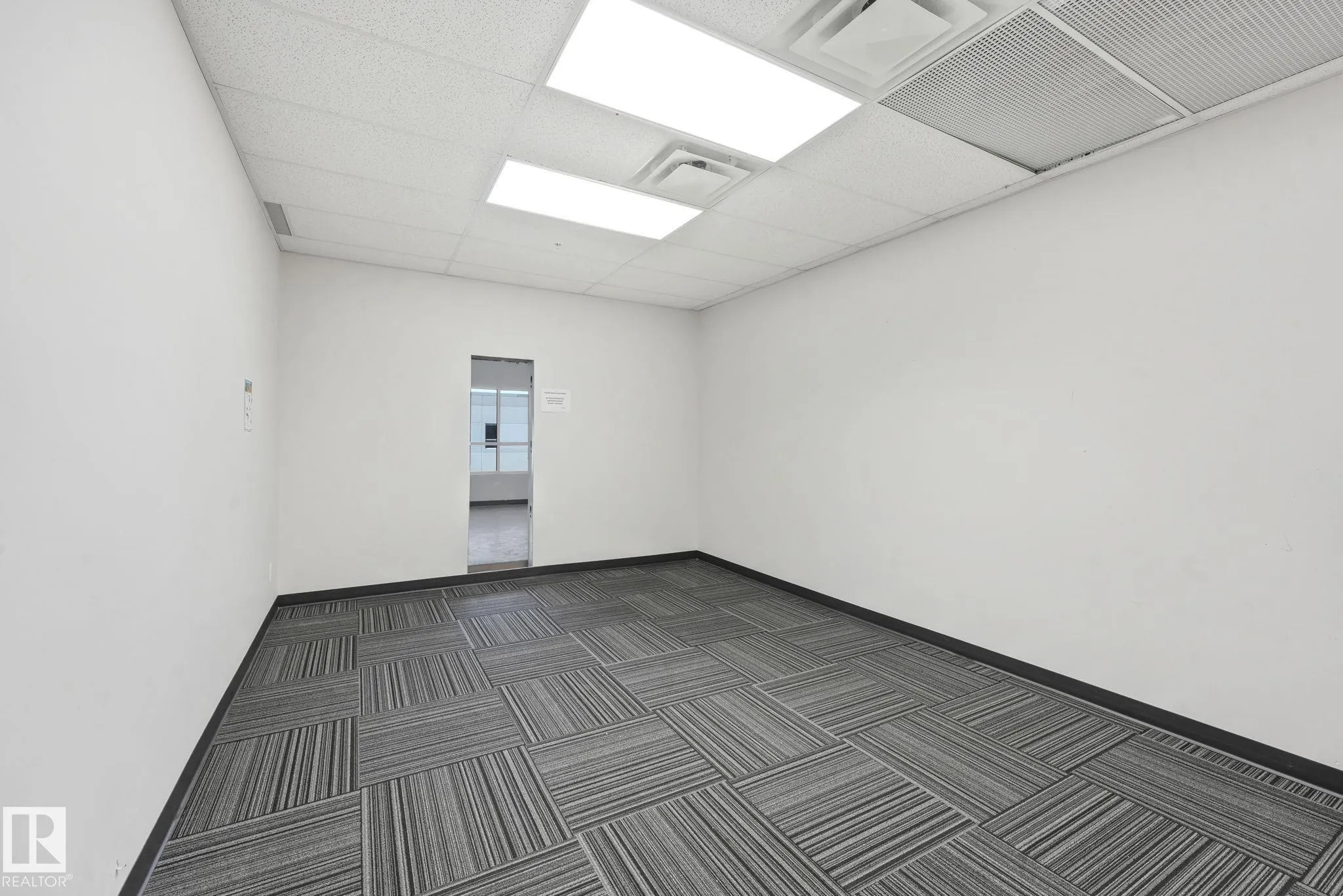 2920 Calgary Trail