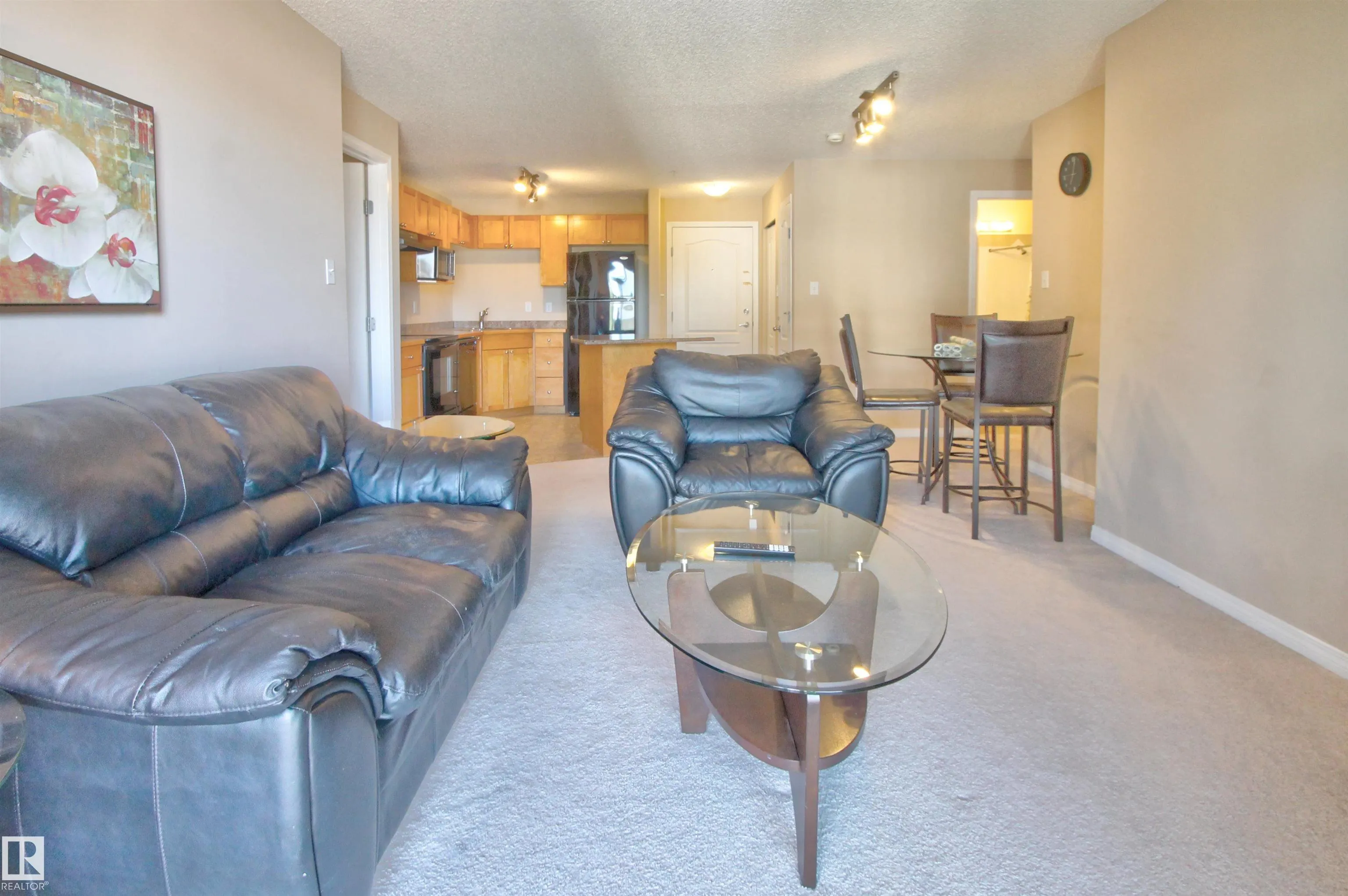 155 EDWARDS Drive