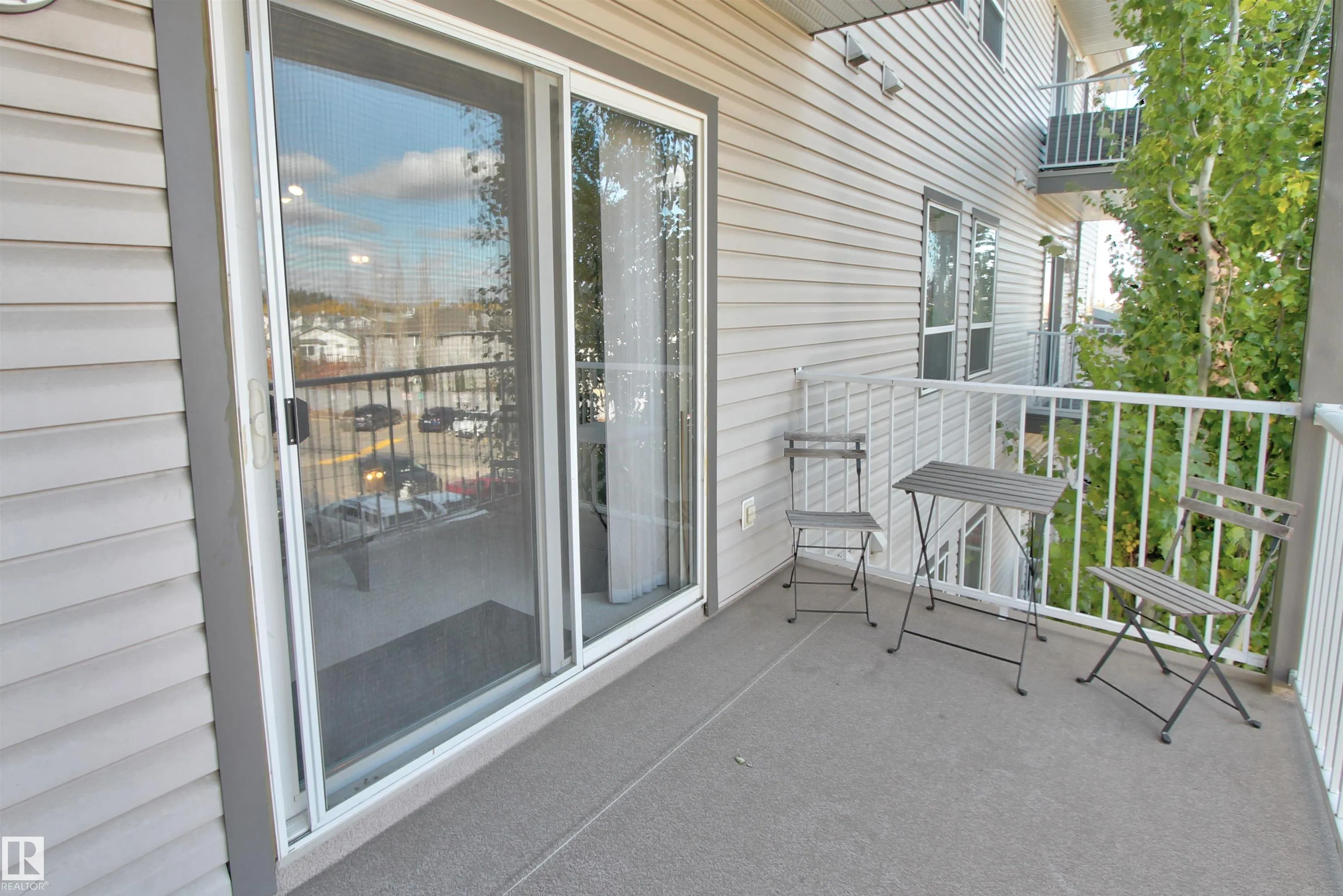 155 EDWARDS Drive