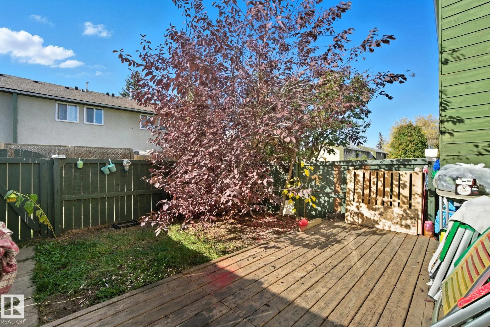 692 ABBOTTSFIELD Road