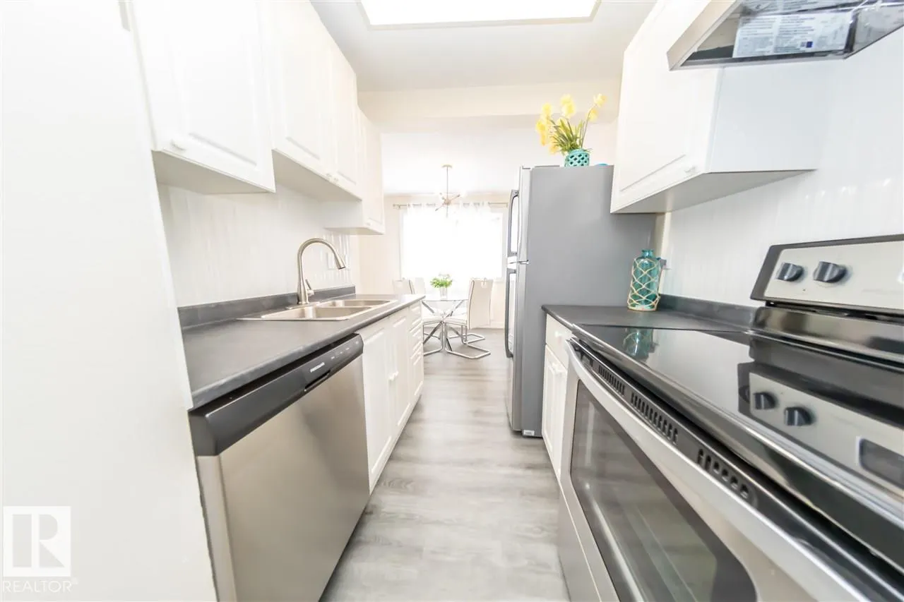 692 ABBOTTSFIELD Road