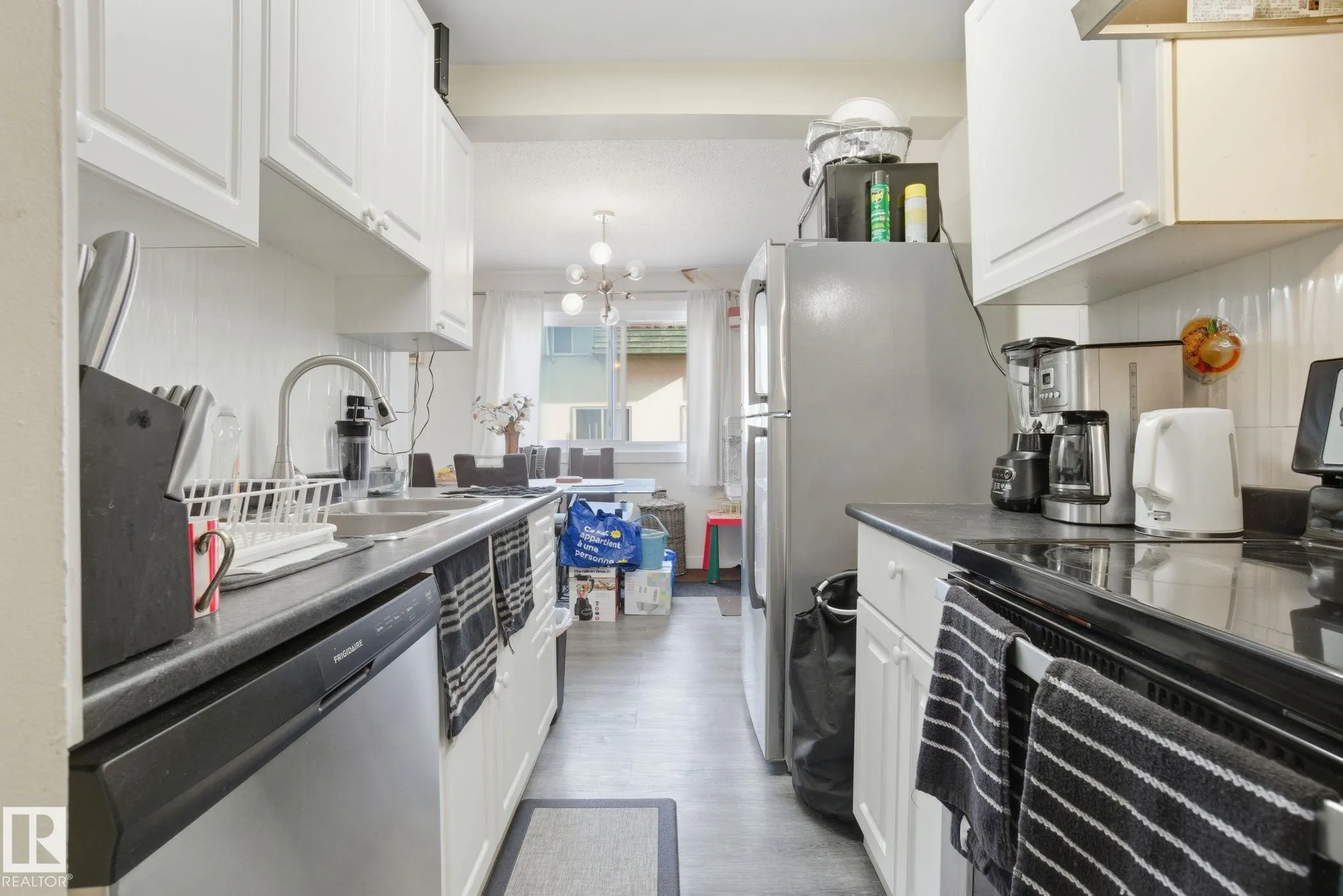 692 ABBOTTSFIELD Road