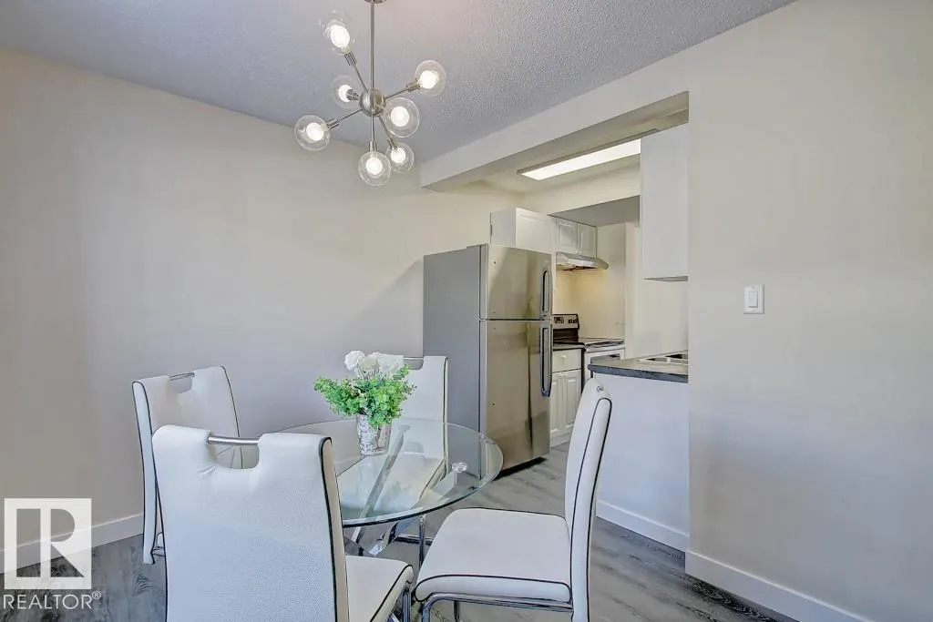 692 ABBOTTSFIELD Road